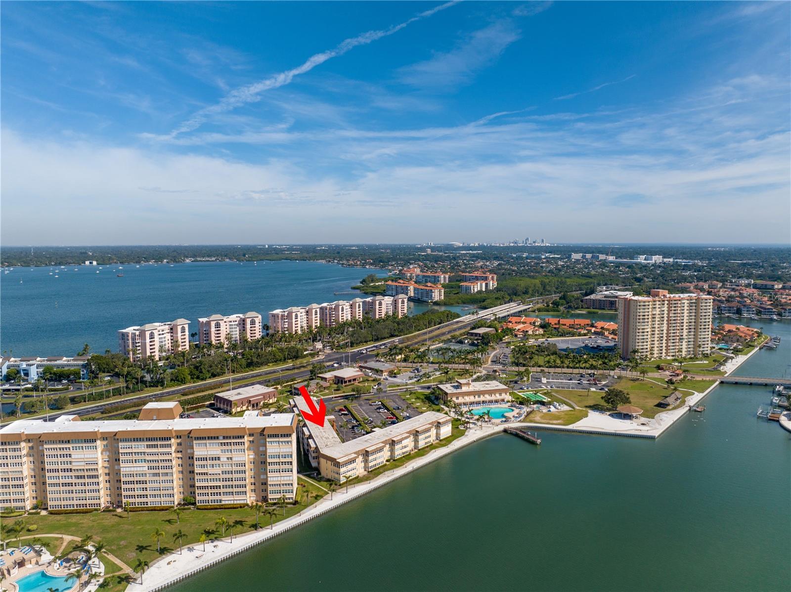 BAYWAY ISLES POINT BRITTANY ONE - Residential