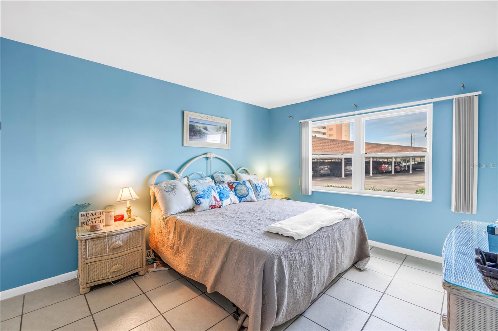 BAYWAY ISLES POINT BRITTANY ONE - Residential