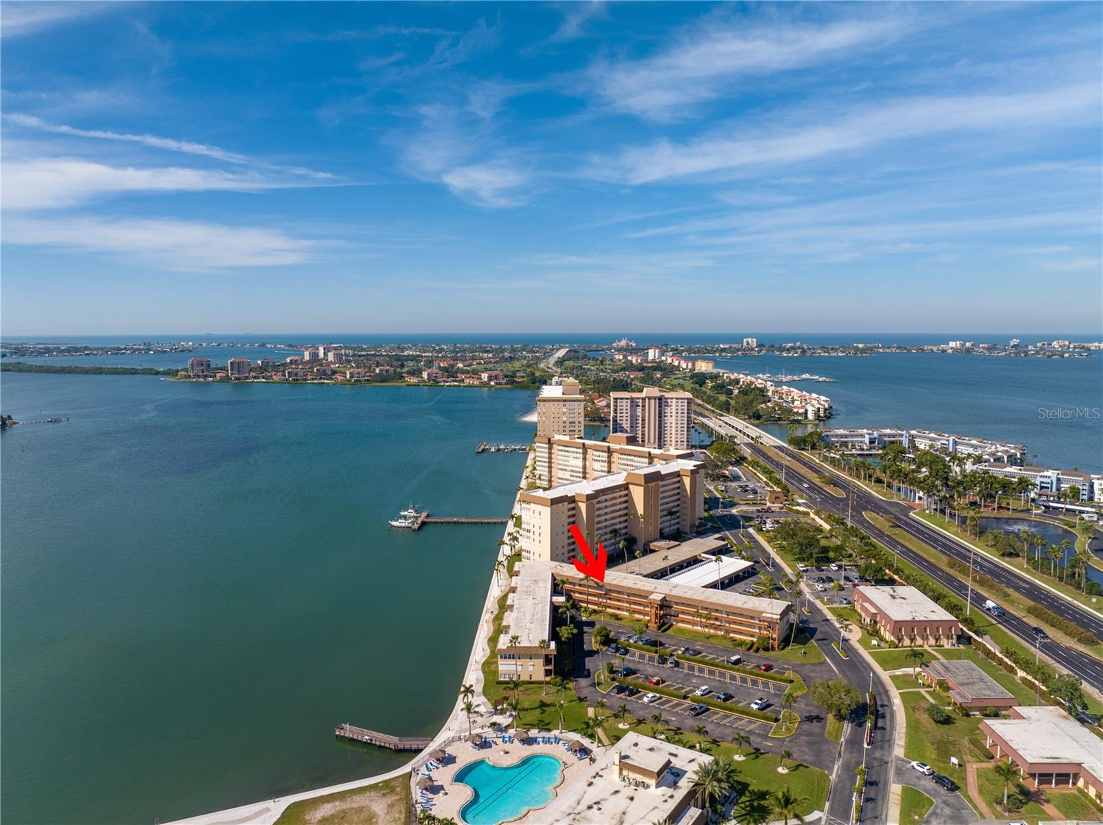 BAYWAY ISLES POINT BRITTANY ONE - Residential