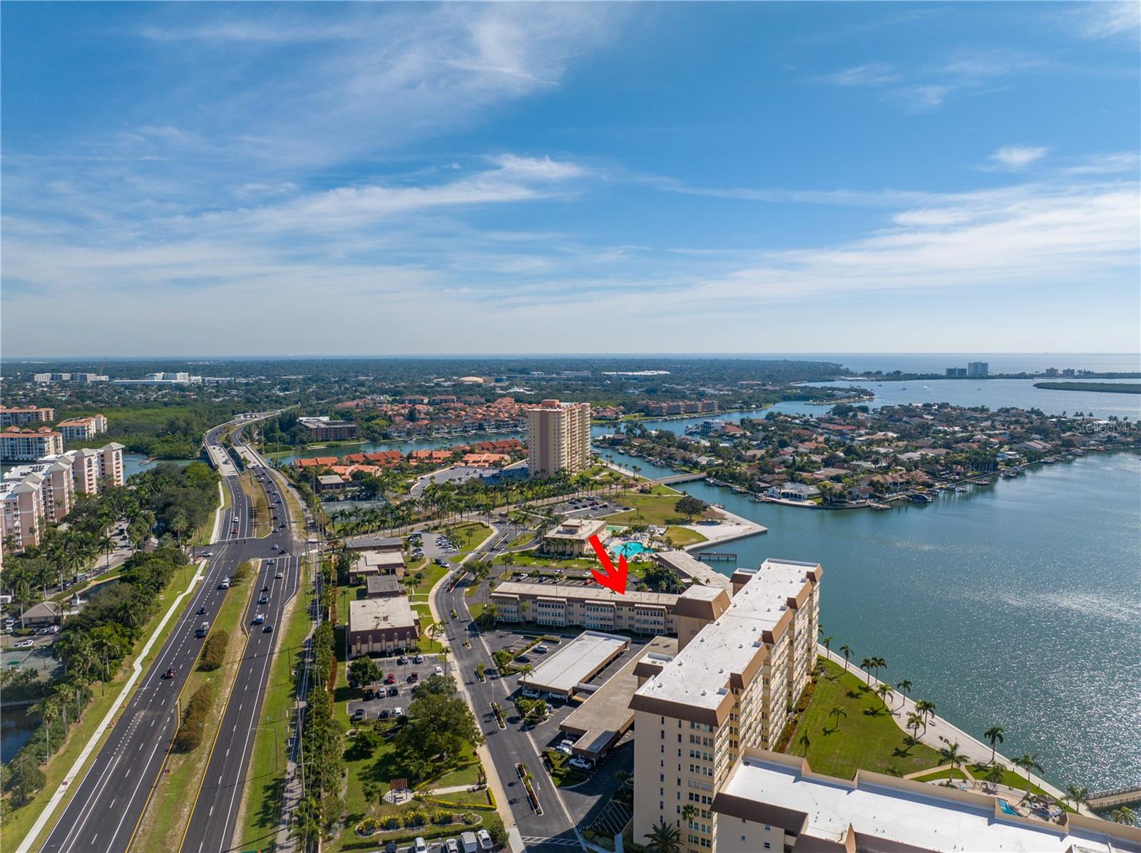 BAYWAY ISLES POINT BRITTANY ONE - Residential