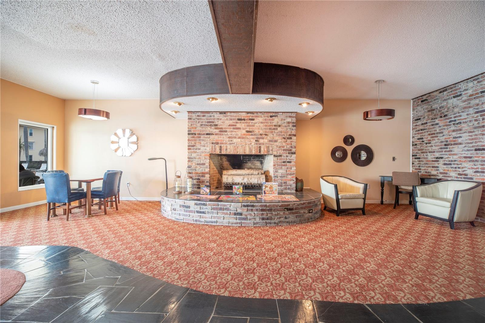 BAYWAY ISLES POINT BRITTANY ONE - Residential