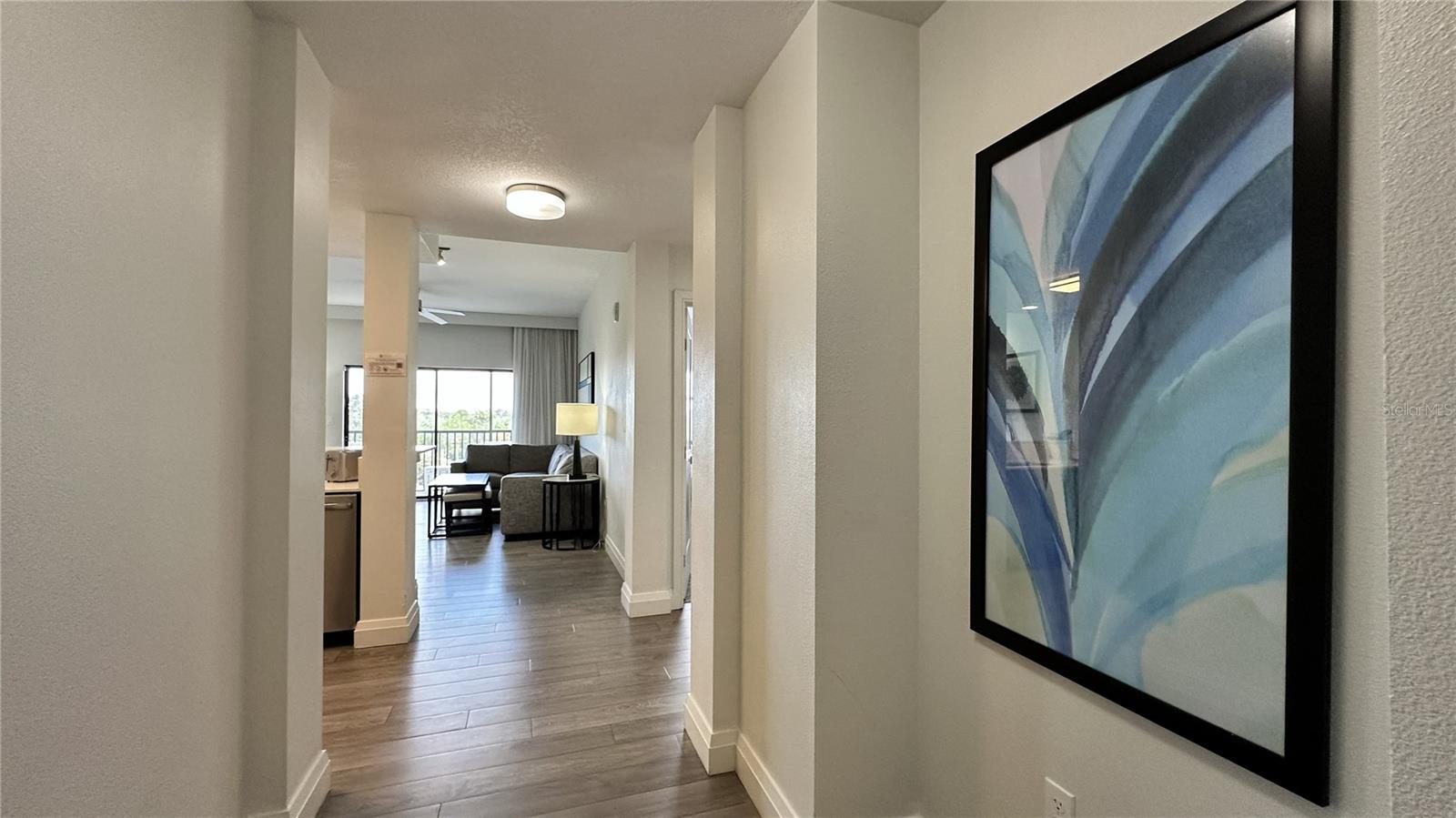 GROVE RESIDENCE & SPA HOTEL CONDO 3 - Residential