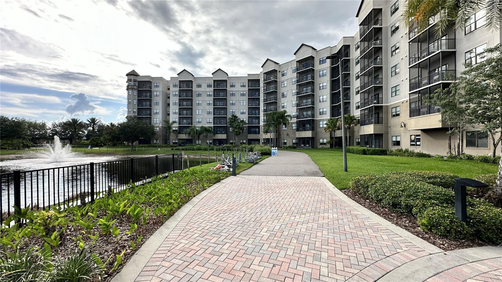 GROVE RESIDENCE & SPA HOTEL CONDO 3 - Residential