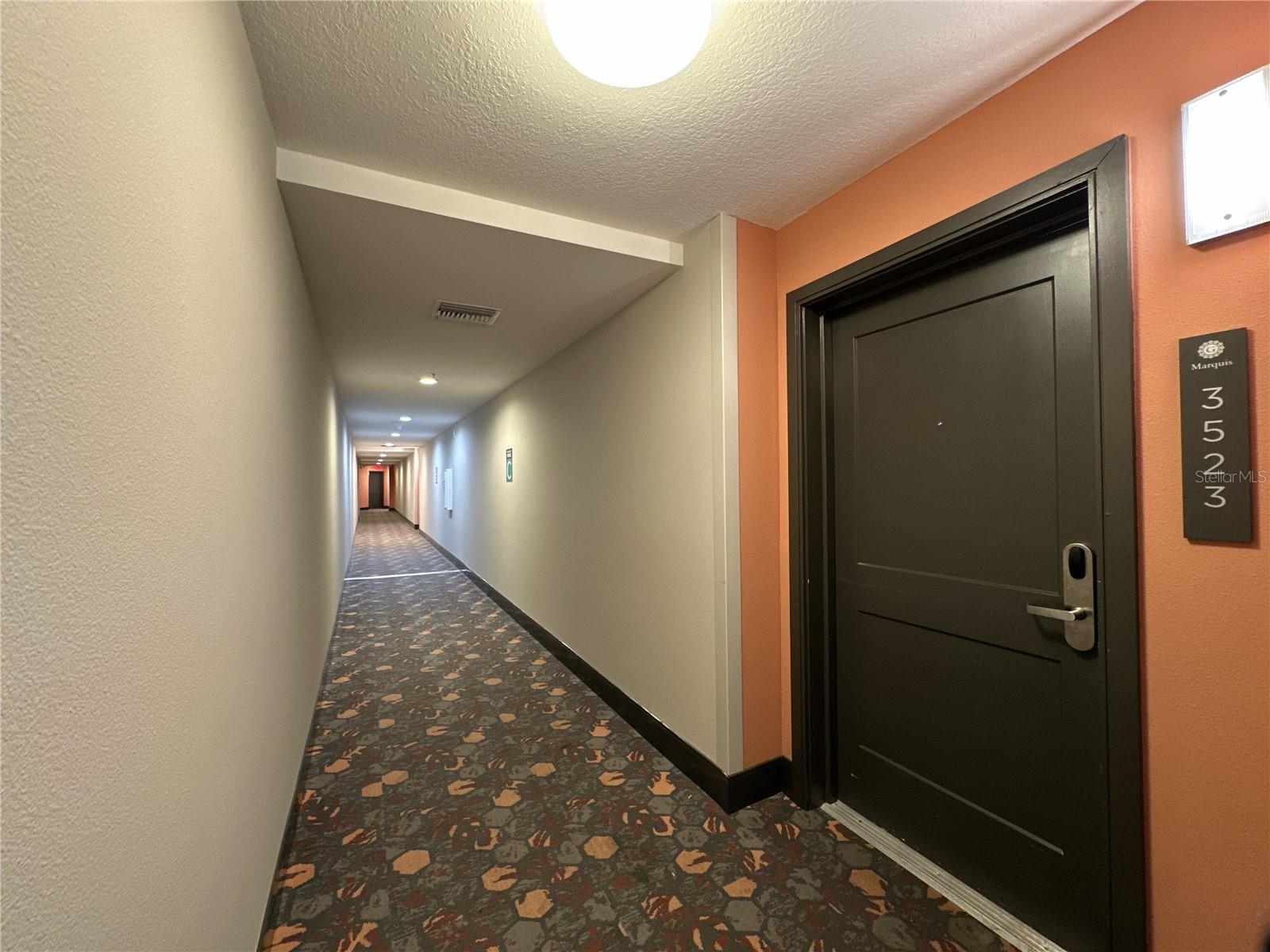 GROVE RESIDENCE & SPA HOTEL CONDO 3 - Residential