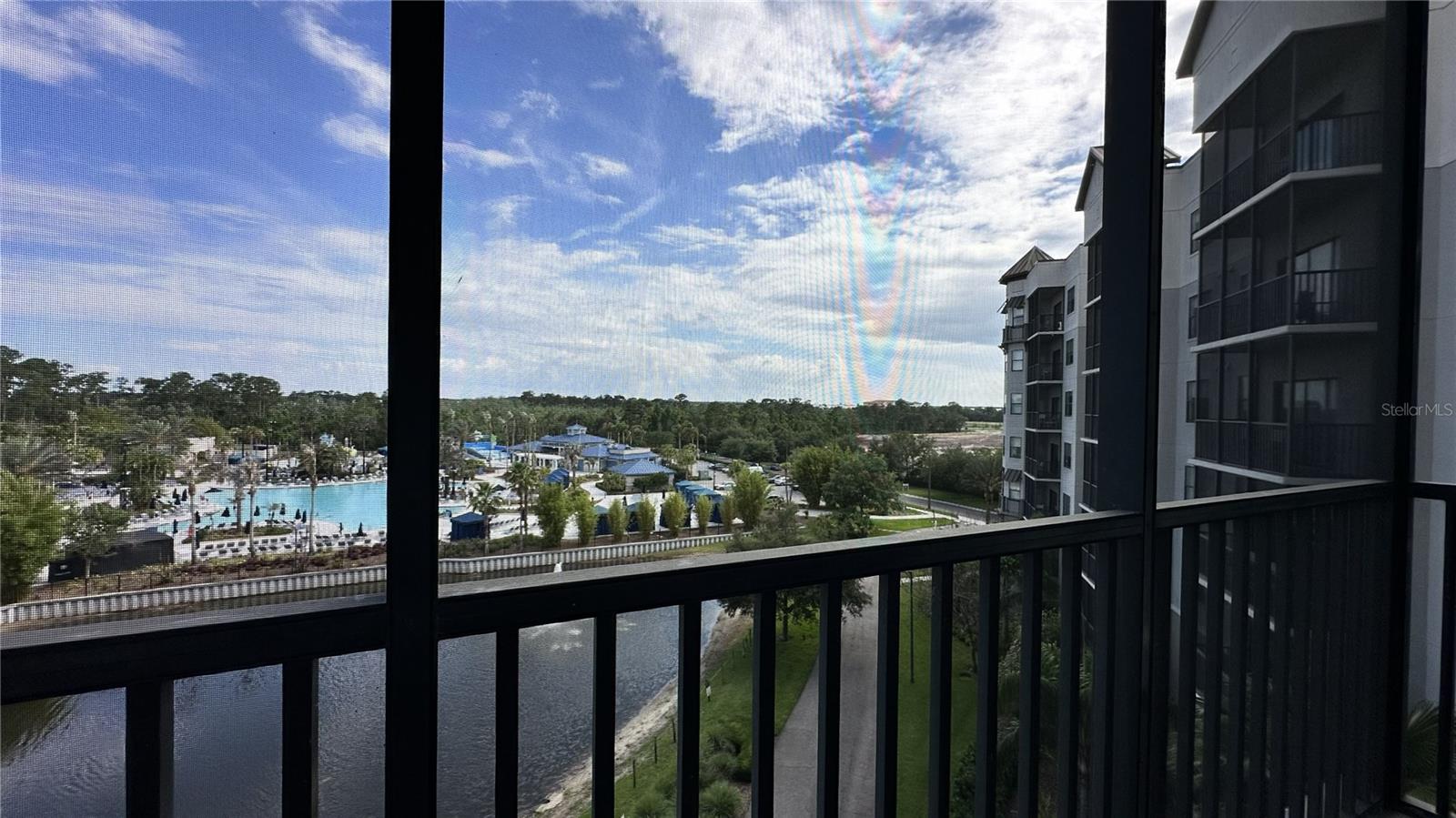 GROVE RESIDENCE & SPA HOTEL CONDO 3 - Residential