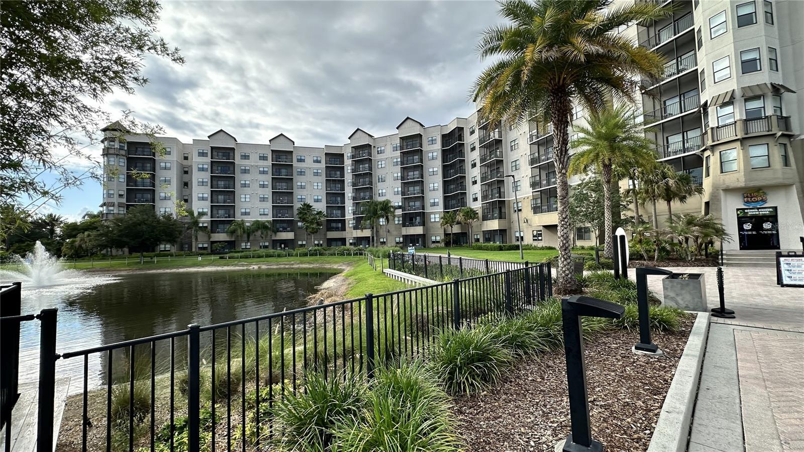GROVE RESIDENCE & SPA HOTEL CONDO 3 - Residential