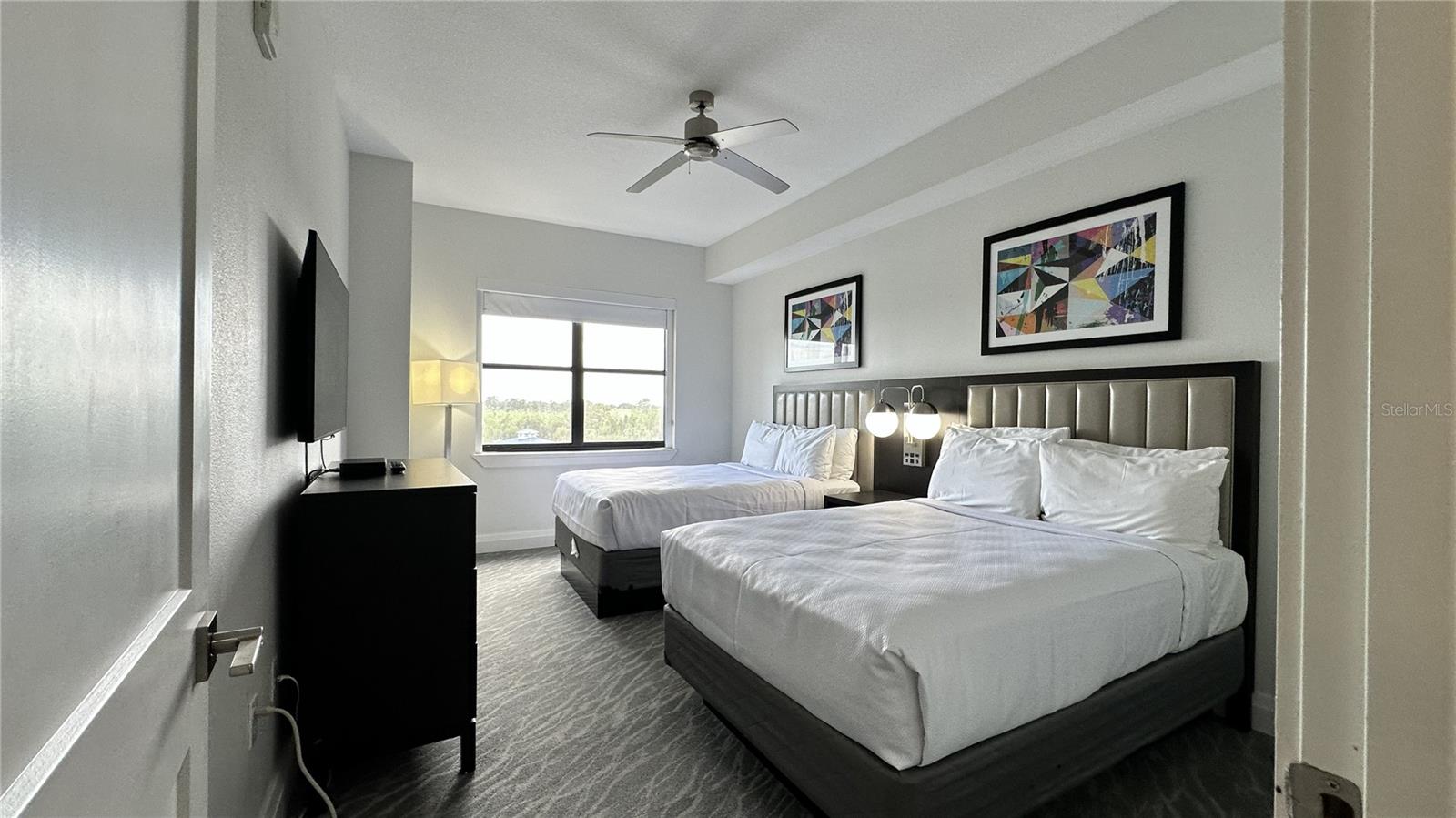 GROVE RESIDENCE & SPA HOTEL CONDO 3 - Residential