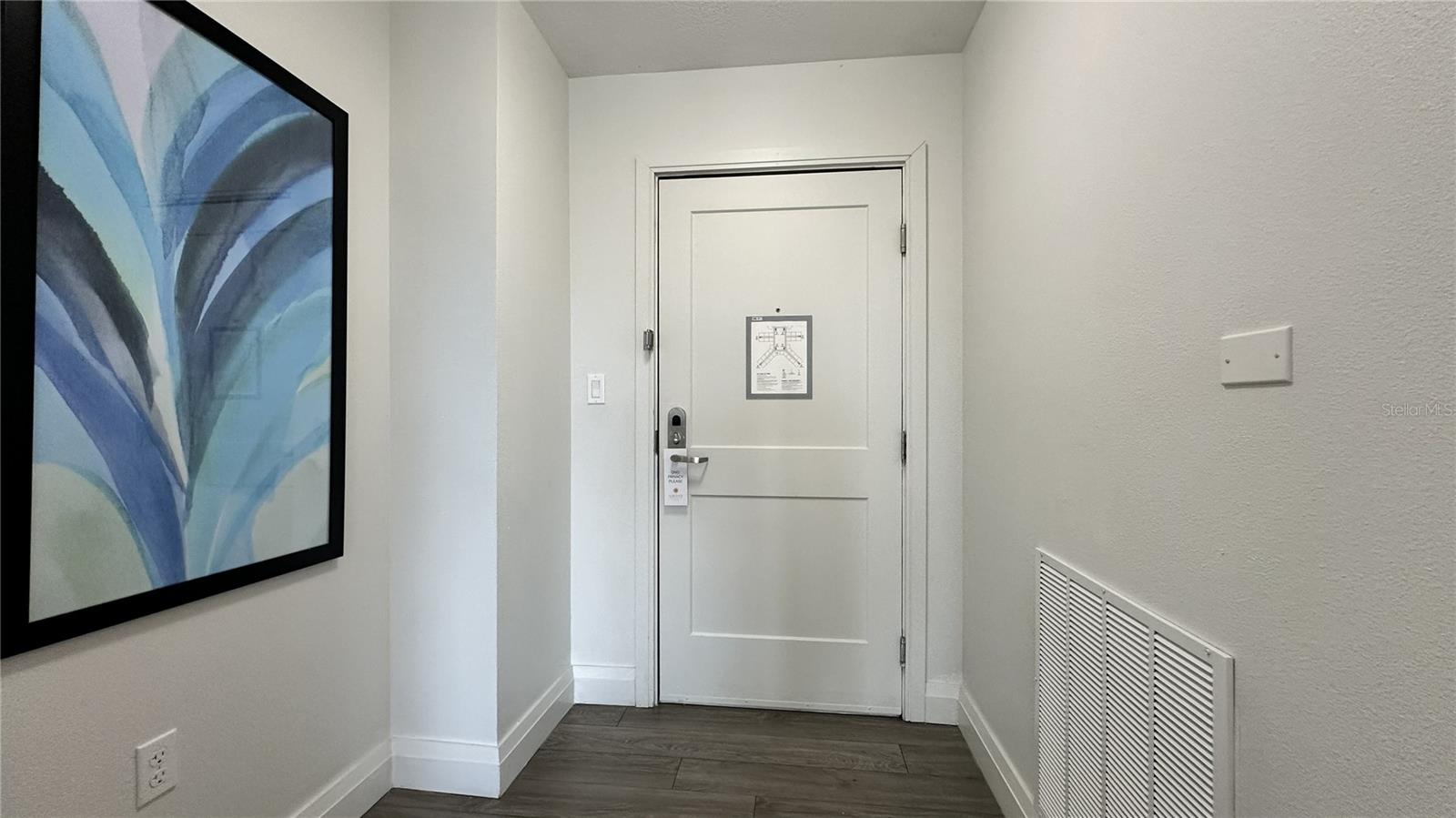 GROVE RESIDENCE & SPA HOTEL CONDO 3 - Residential