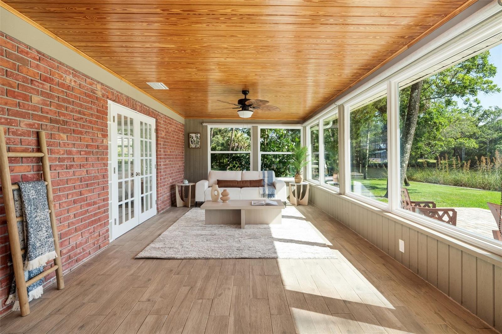 SNUG HARBOR UNREC SUB - Residential