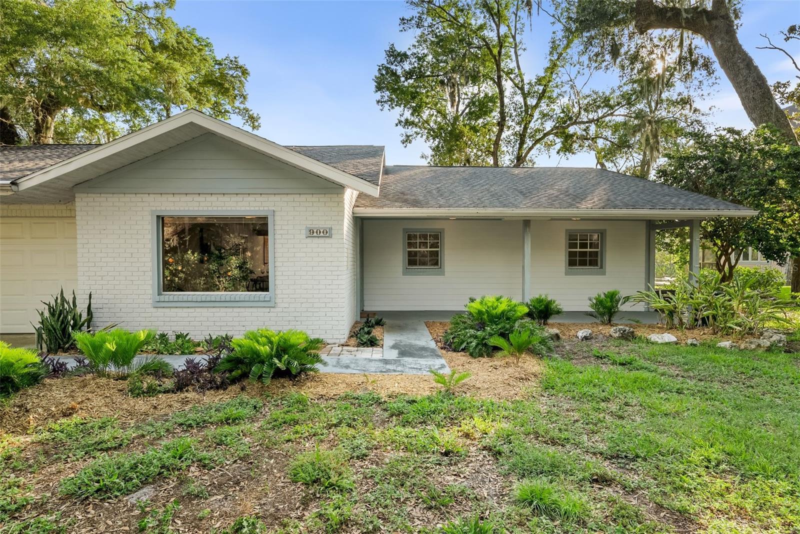 900 NW SNUG HARBOR ROAD