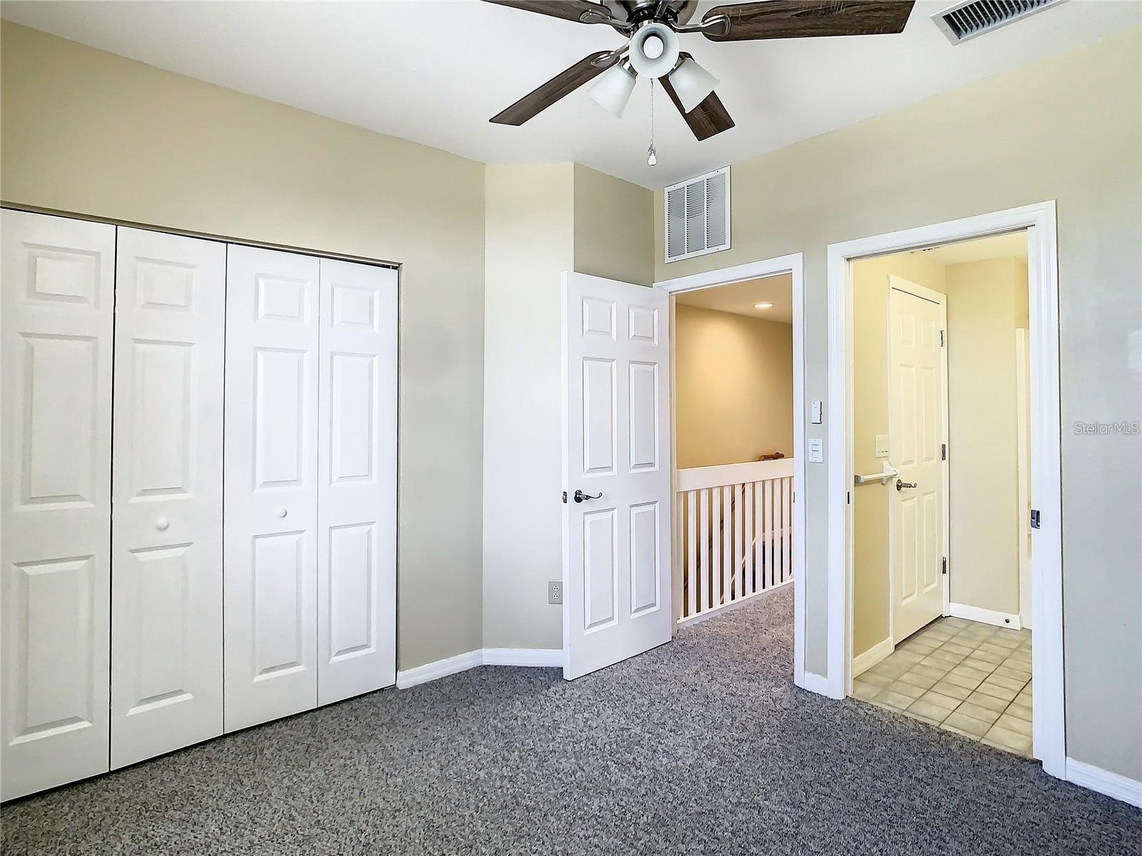 TOWNHOMES DEEP CREEK TR B - Residential Lease