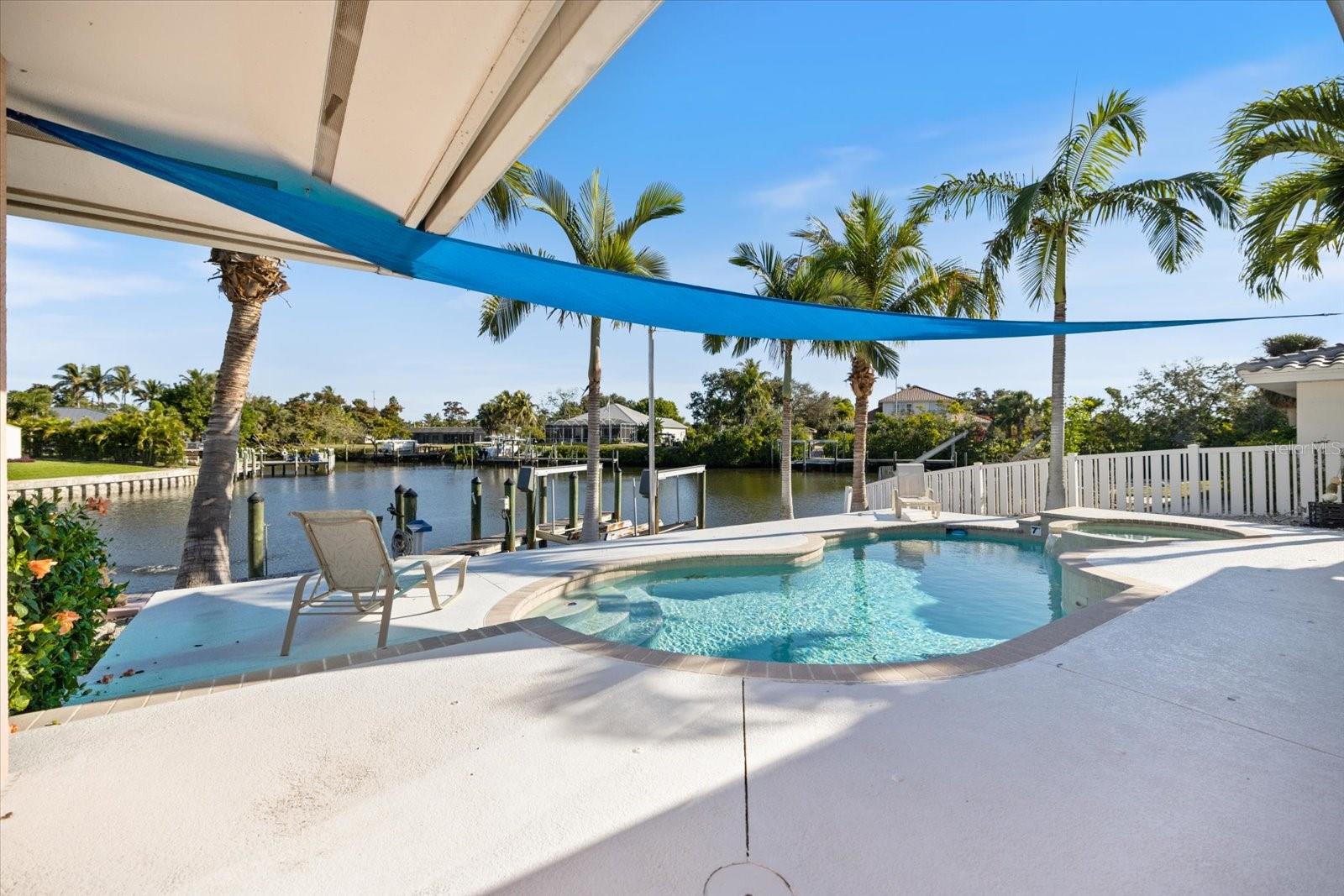 CORAL SHORES - Residential