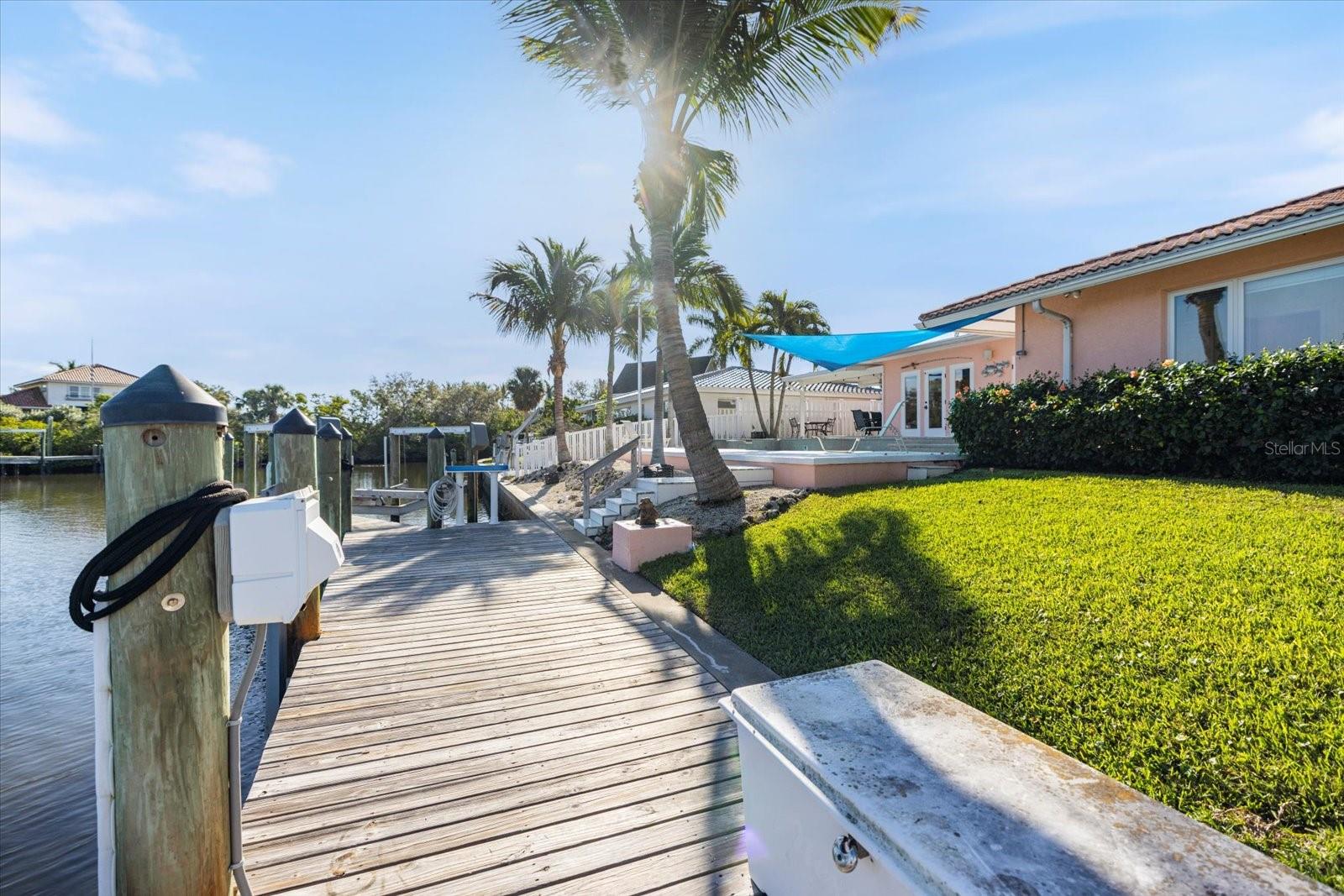 CORAL SHORES - Residential