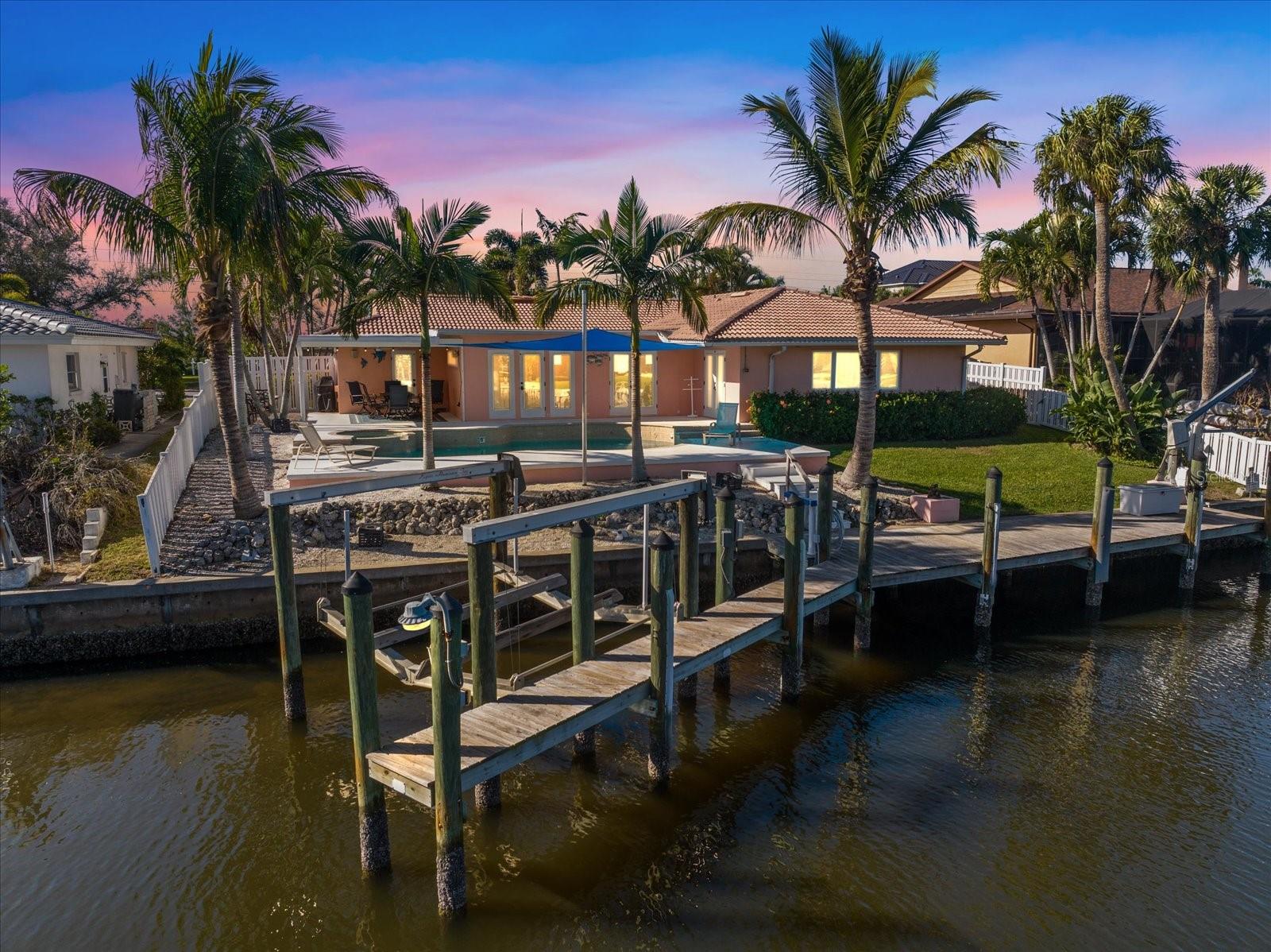 CORAL SHORES - Residential