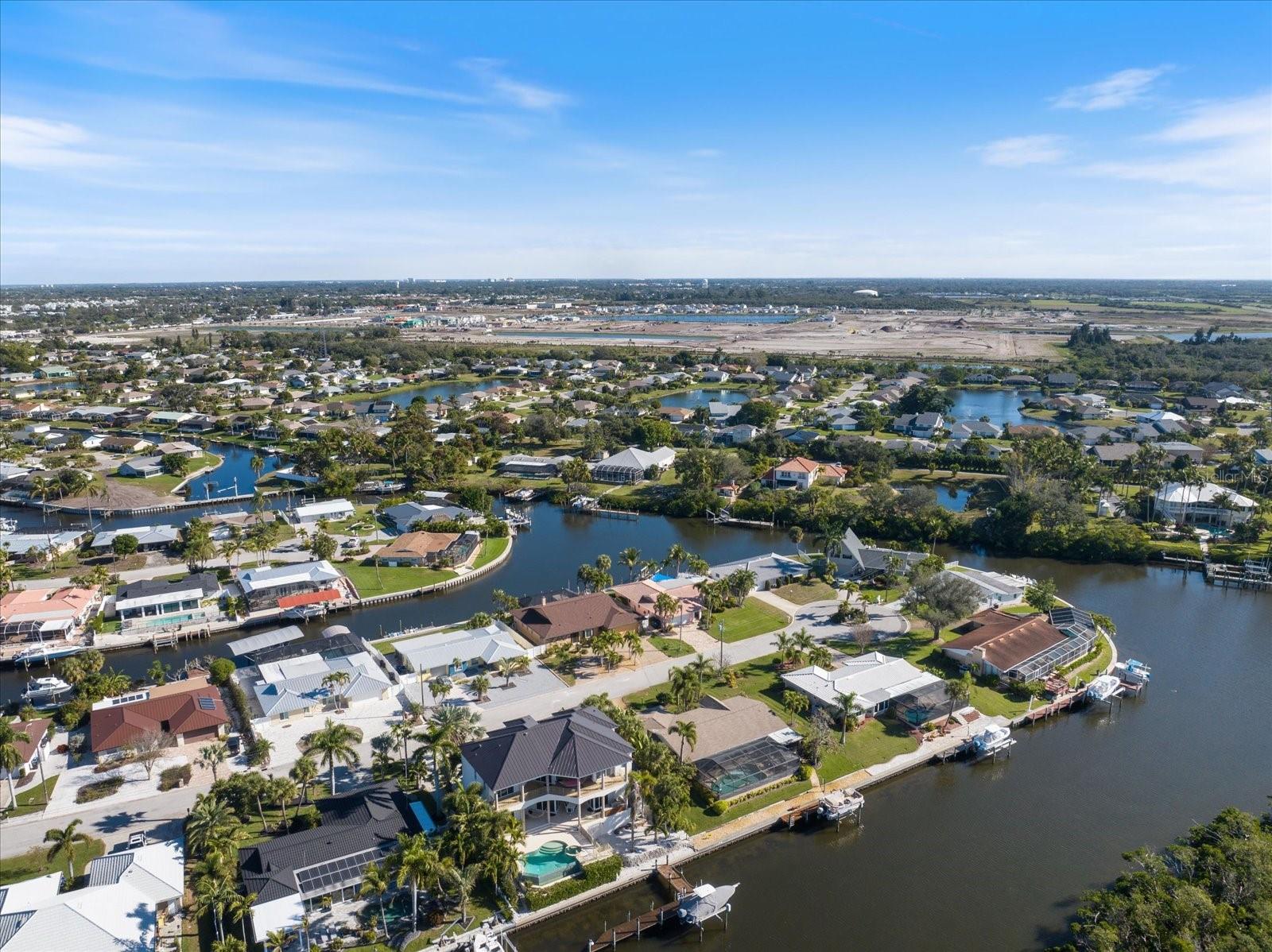 CORAL SHORES - Residential