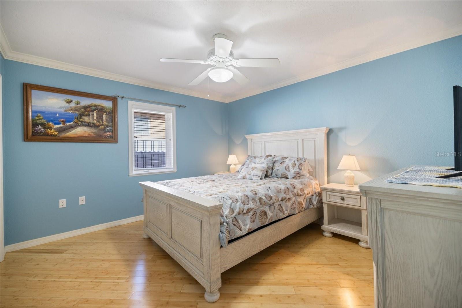 CORAL SHORES - Residential