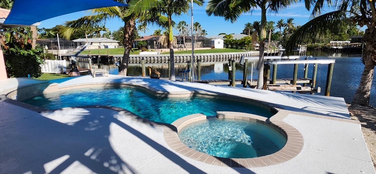 CORAL SHORES - Residential