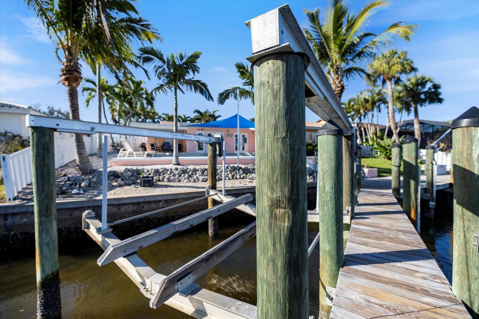 CORAL SHORES - Residential