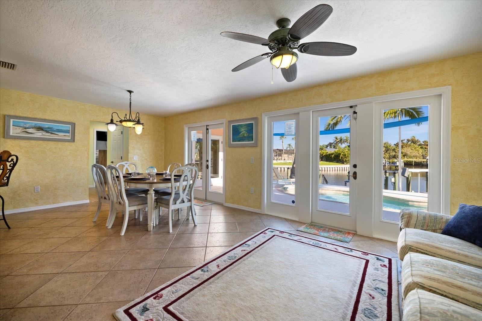 CORAL SHORES - Residential