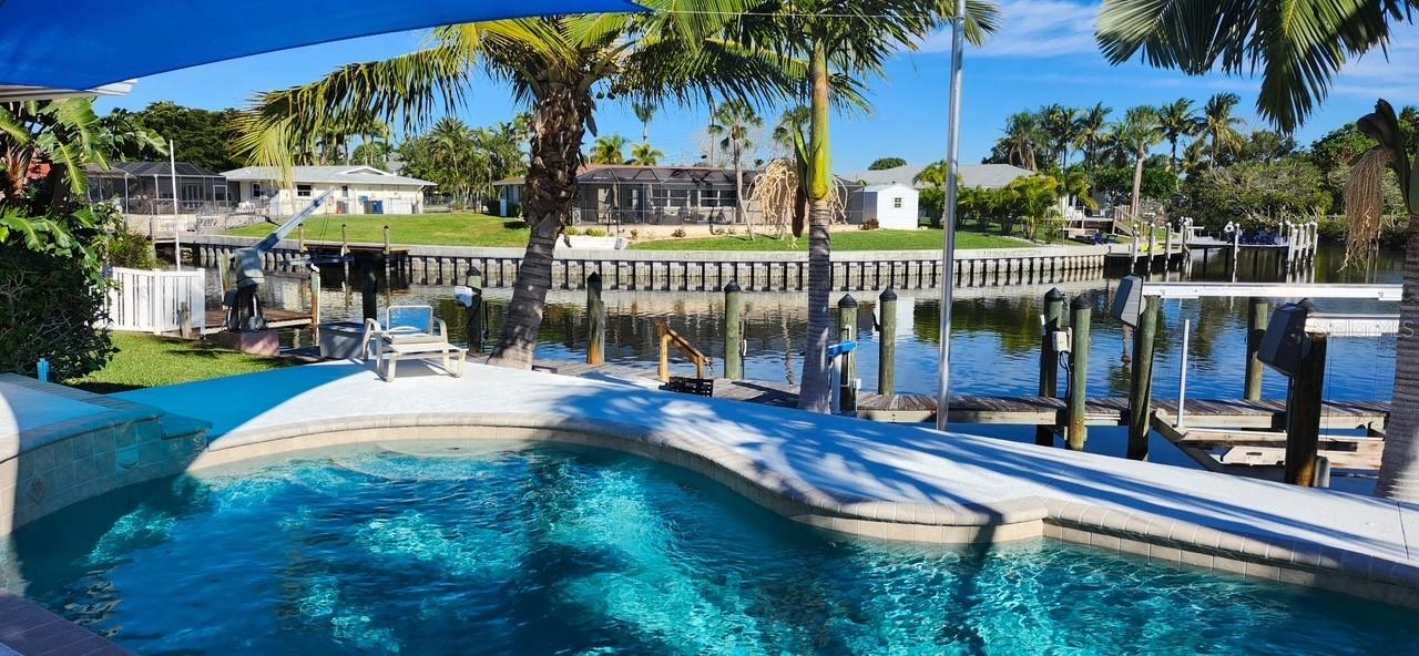 CORAL SHORES - Residential