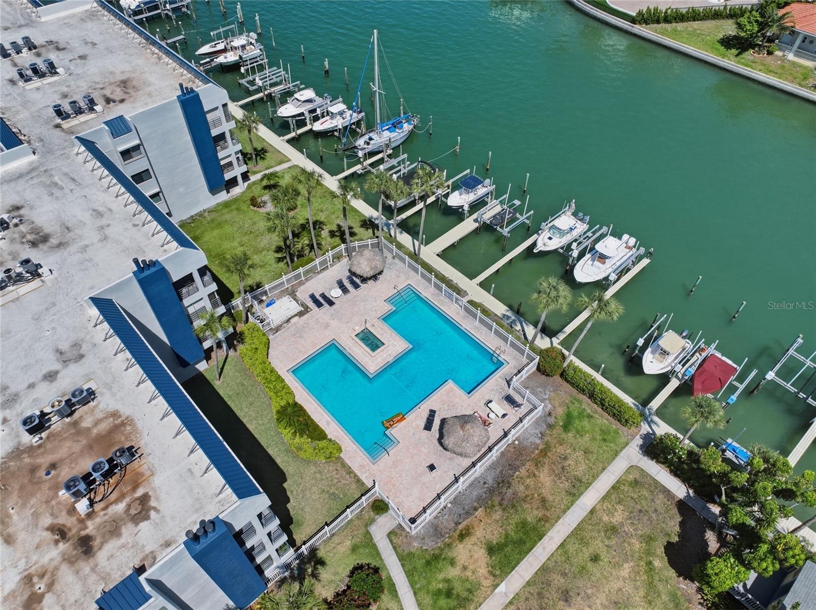 ANCHOR COVE 1 CONDO - Residential