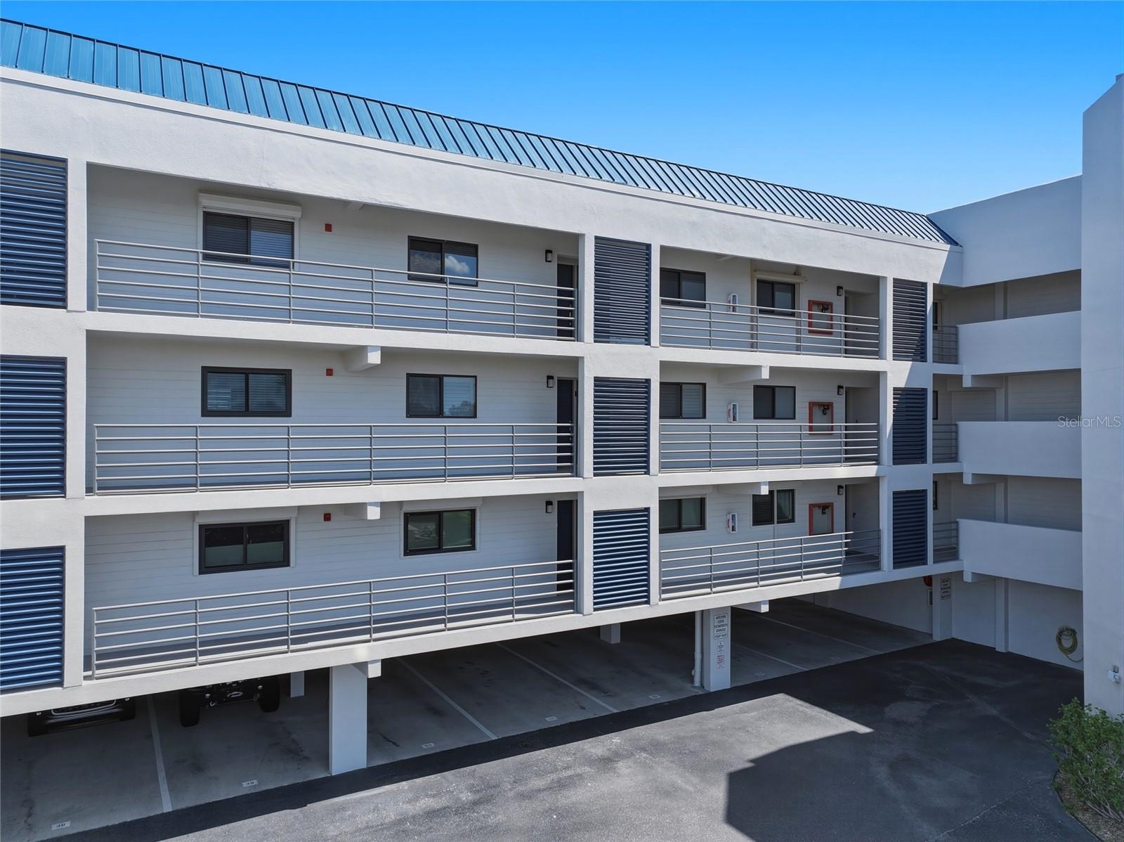 ANCHOR COVE 1 CONDO - Residential