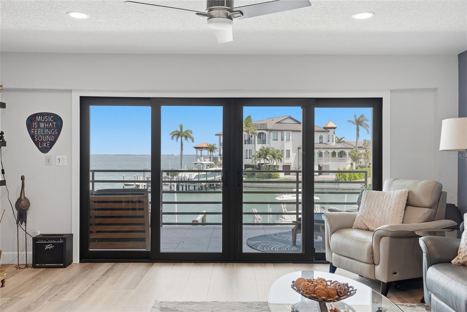 ANCHOR COVE 1 CONDO - Residential