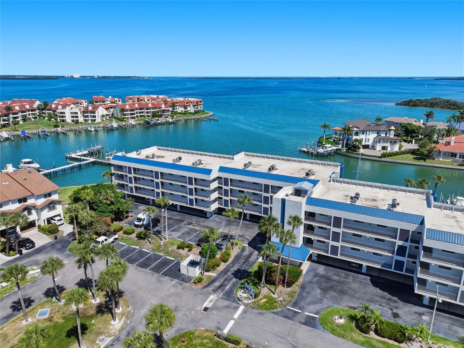 ANCHOR COVE 1 CONDO - Residential