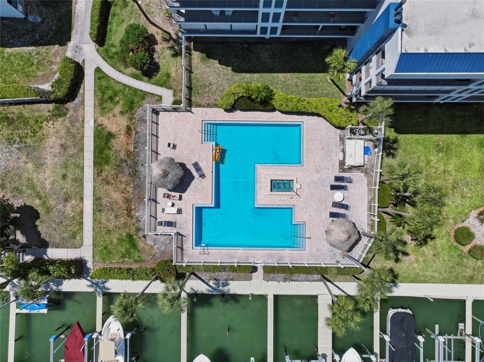 ANCHOR COVE 1 CONDO - Residential