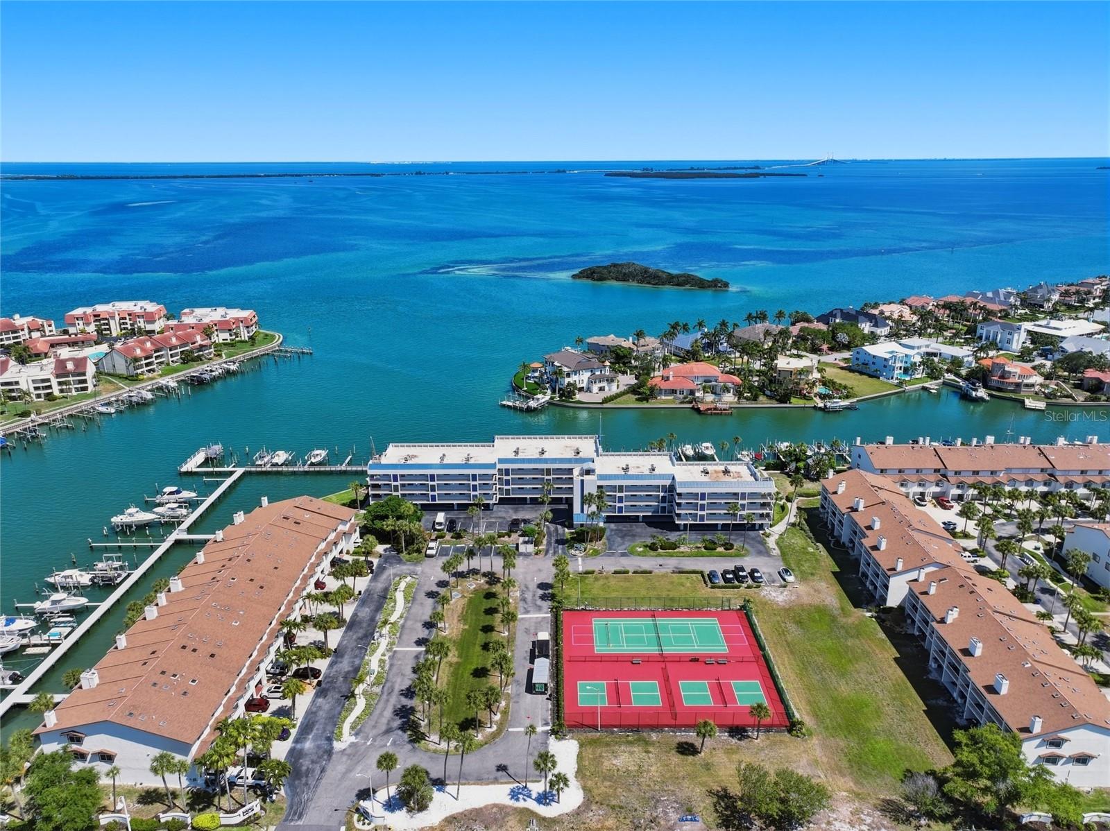 ANCHOR COVE 1 CONDO - Residential
