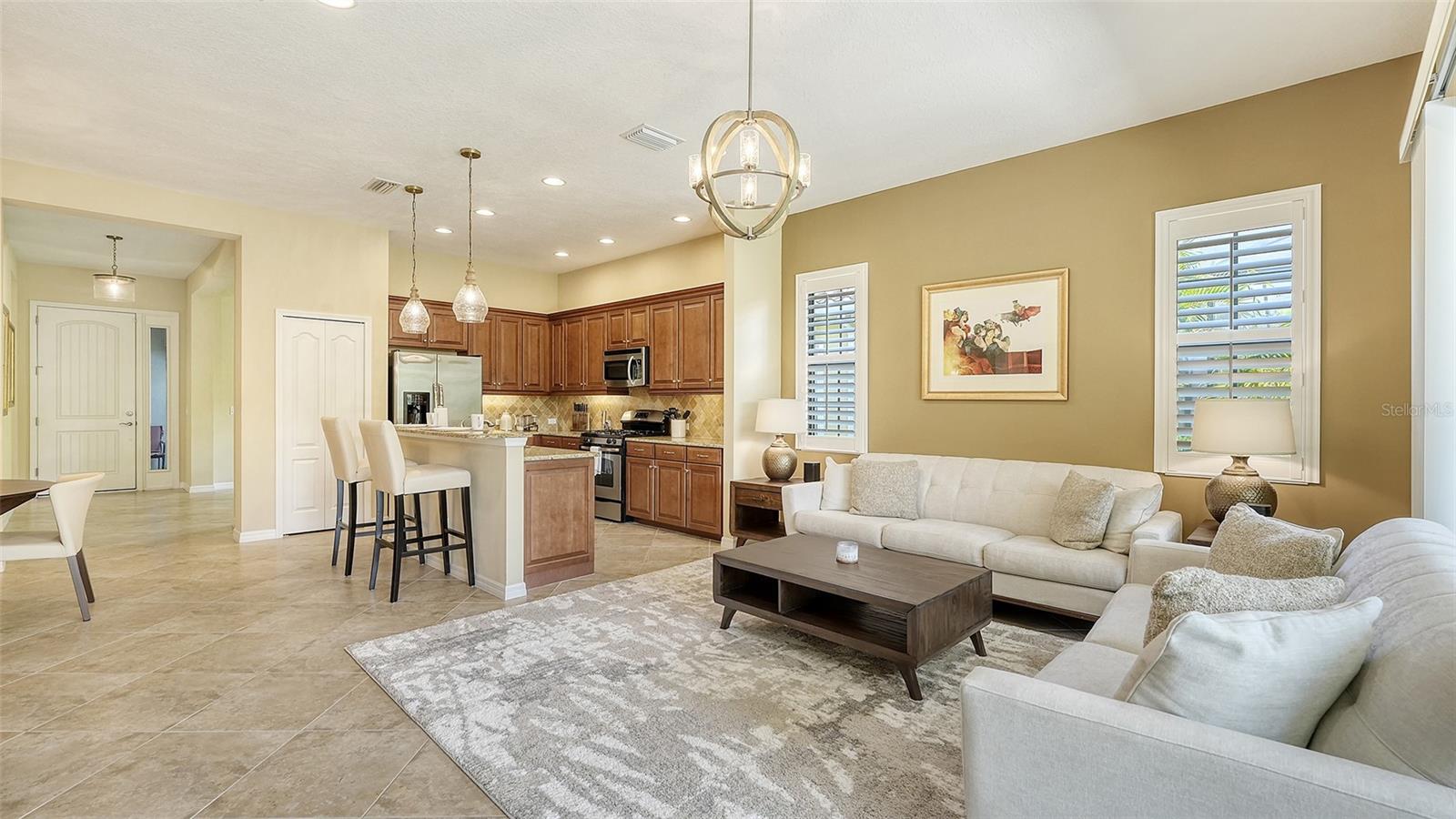 COUNTRY CLUB EAST AT LAKEWD RNCH QQ1 1 - Residential