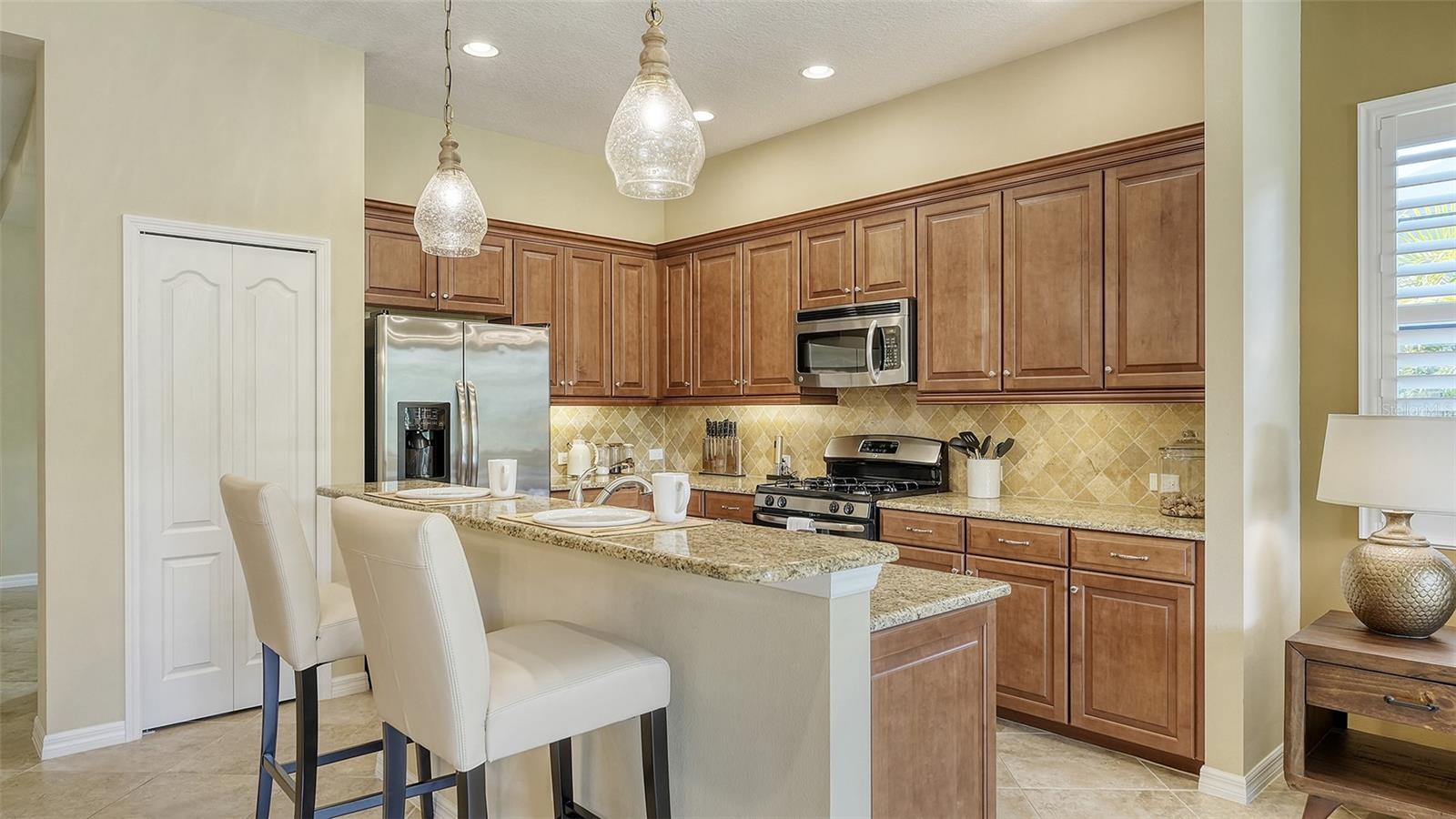 COUNTRY CLUB EAST AT LAKEWD RNCH QQ1 1 - Residential