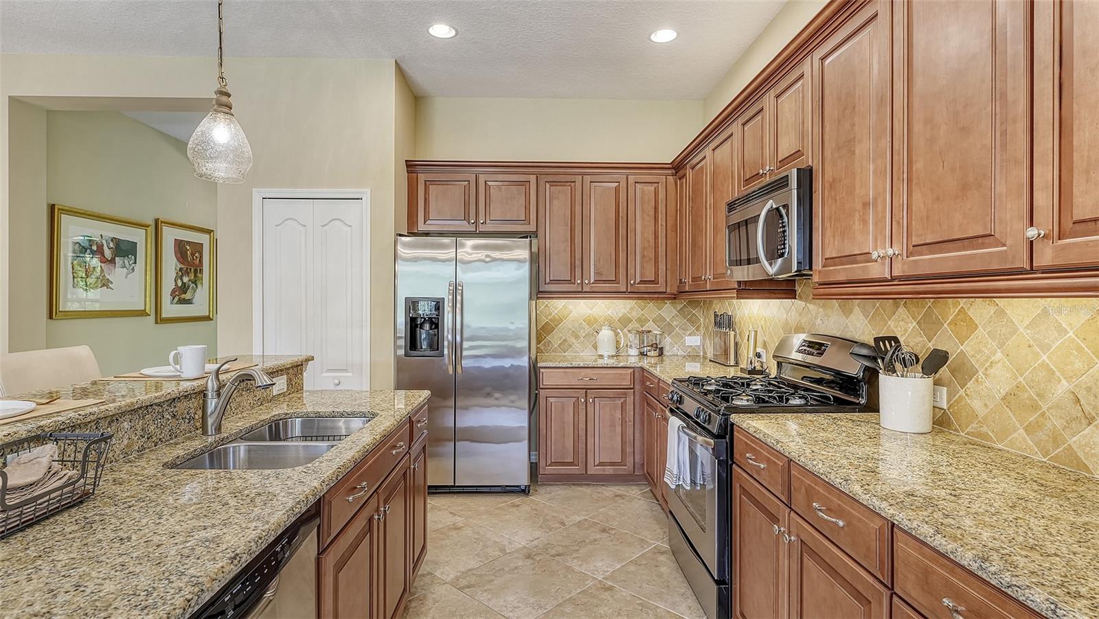 COUNTRY CLUB EAST AT LAKEWD RNCH QQ1 1 - Residential