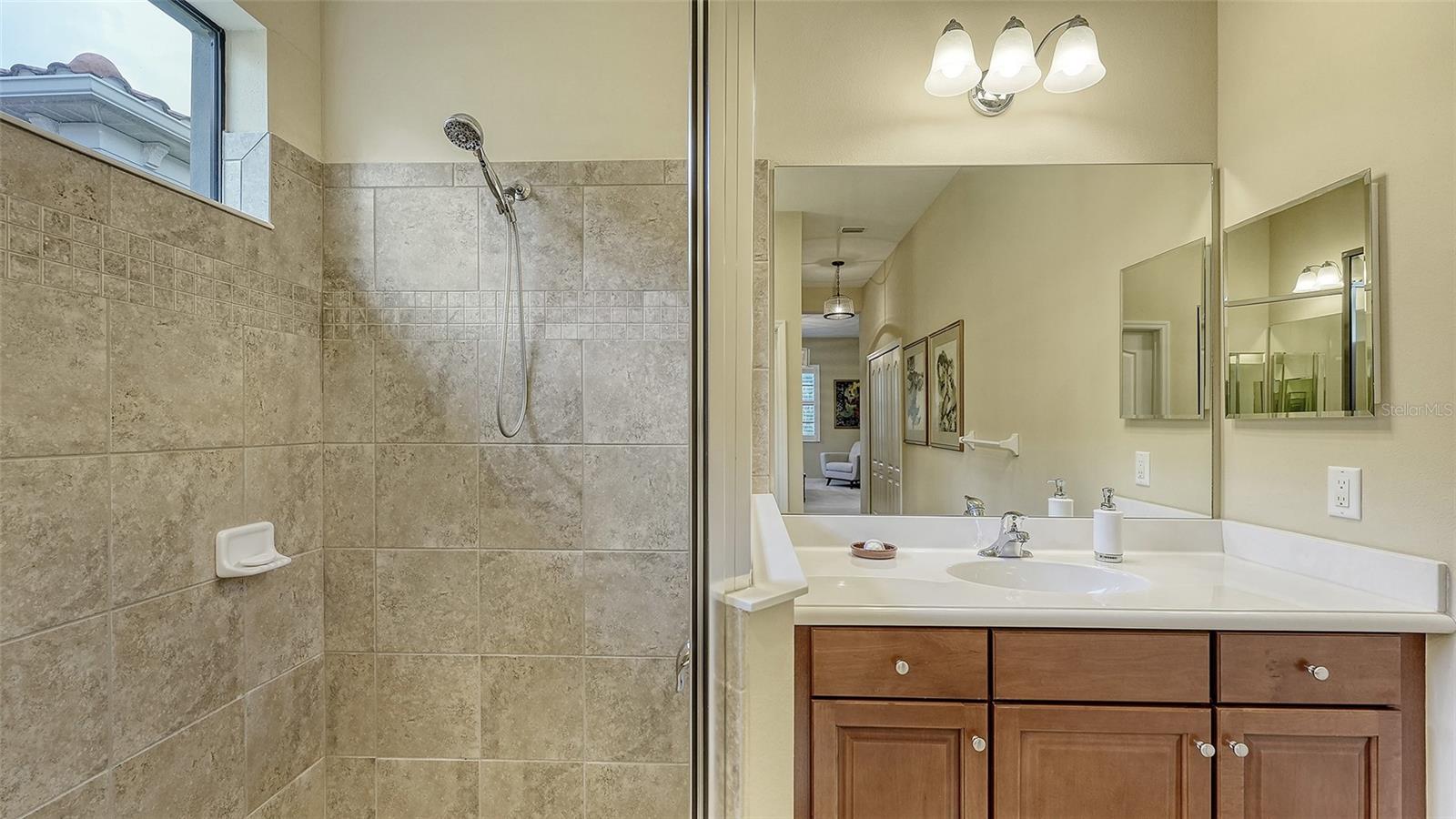 COUNTRY CLUB EAST AT LAKEWD RNCH QQ1 1 - Residential