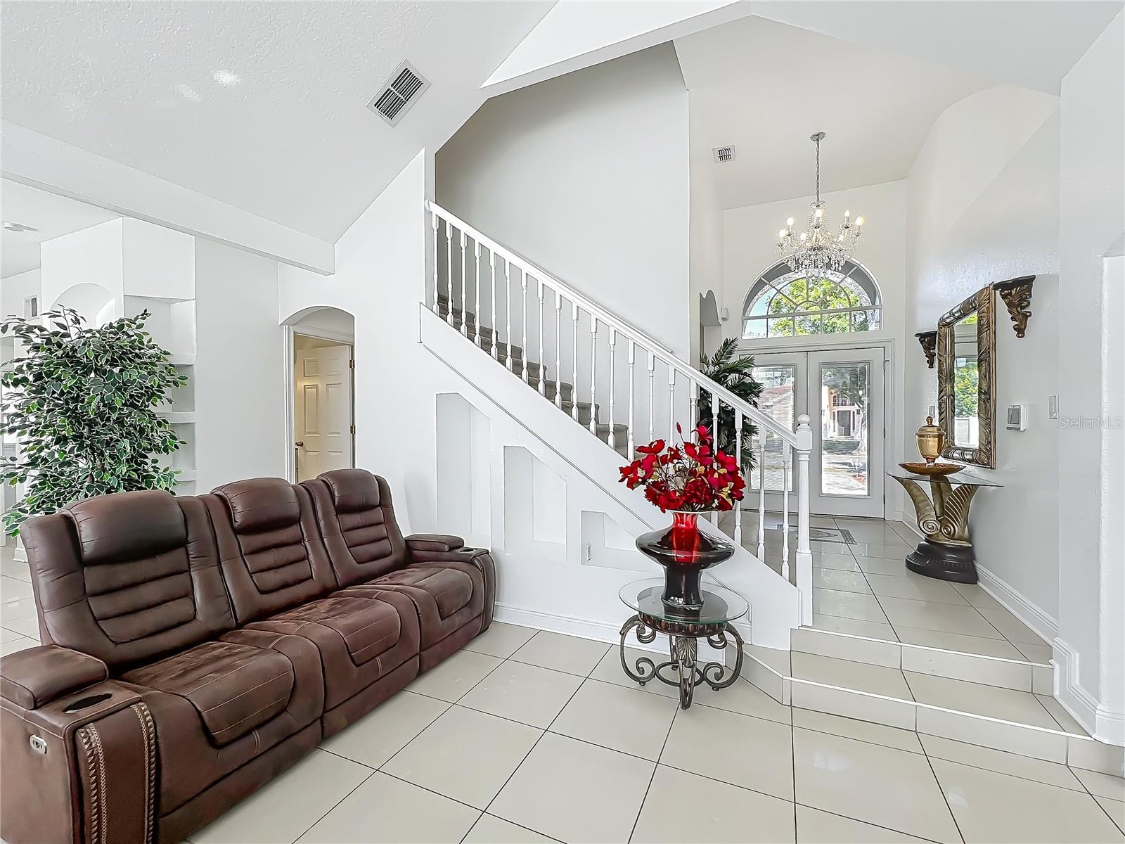 WINTER HILL - Residential