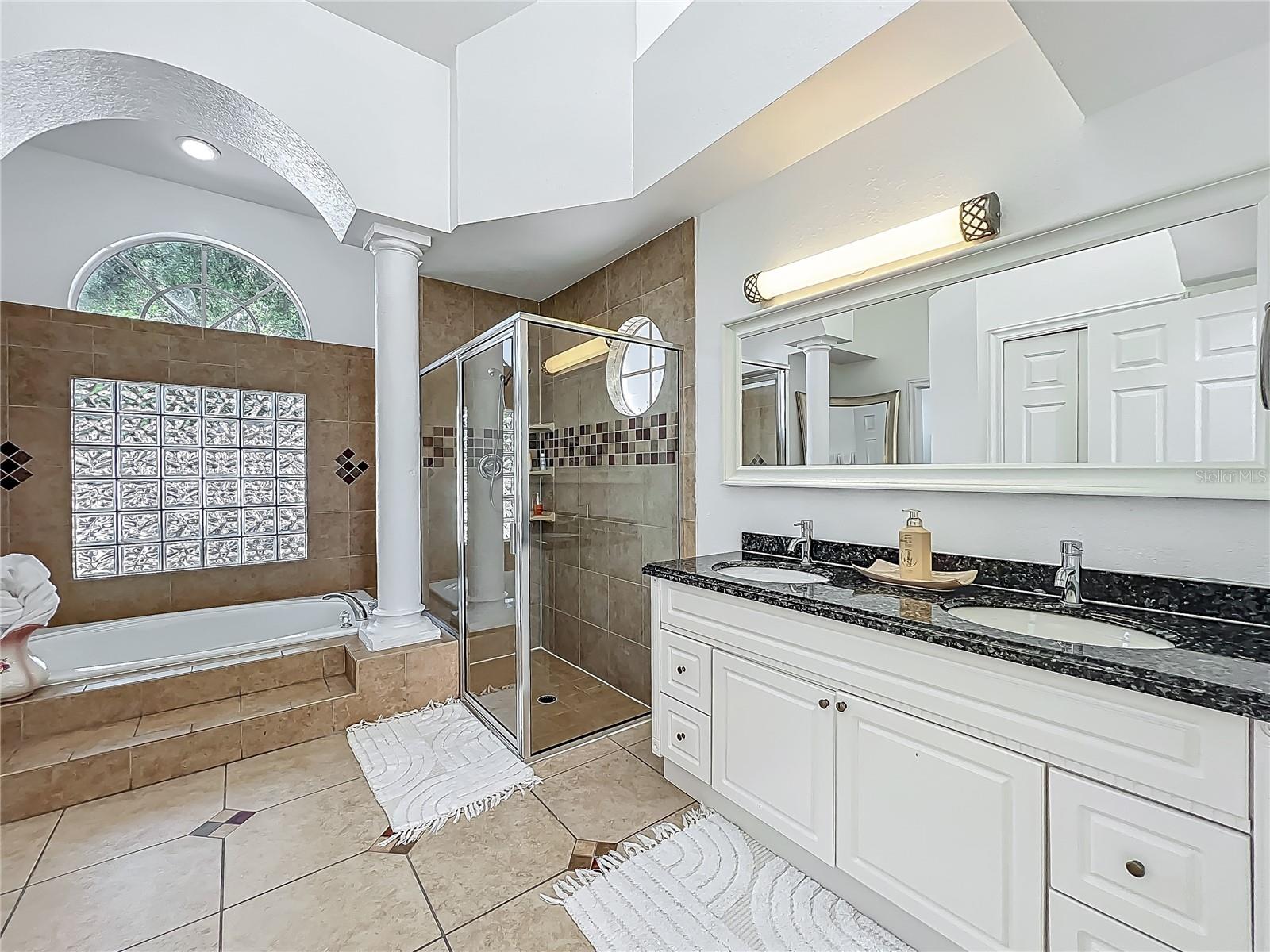 WINTER HILL - Residential