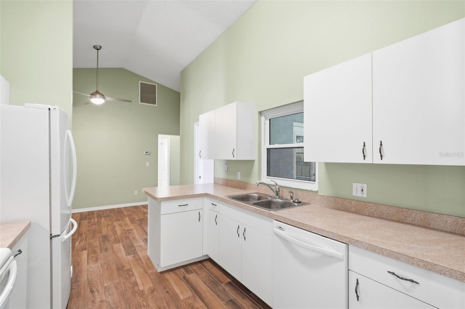 DELTONA LAKES UNIT 26 - Residential