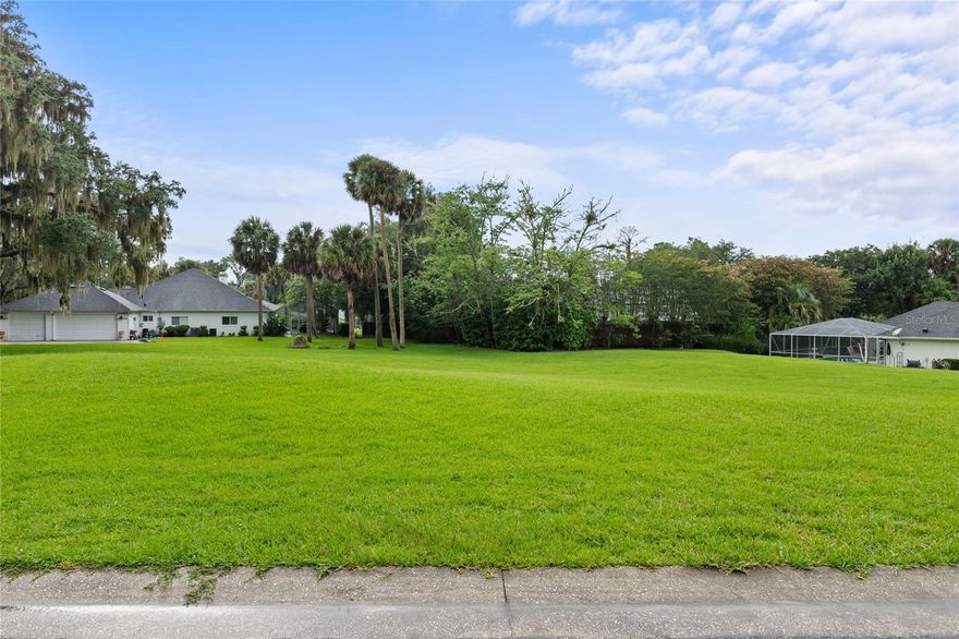 Come build your dream home. Large .62-acre residential lot. Located in the beautiful, gated community of Carriage Hill. Short Drive to shopping and restaurants.