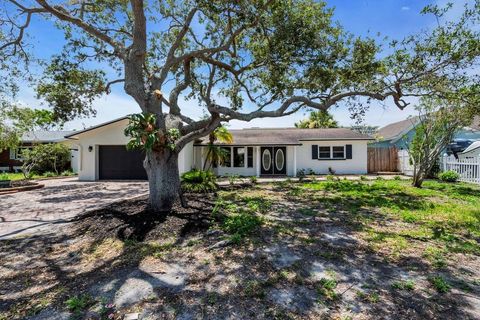 11490 48TH AVENUE N ST PETERSBURG FL 33708