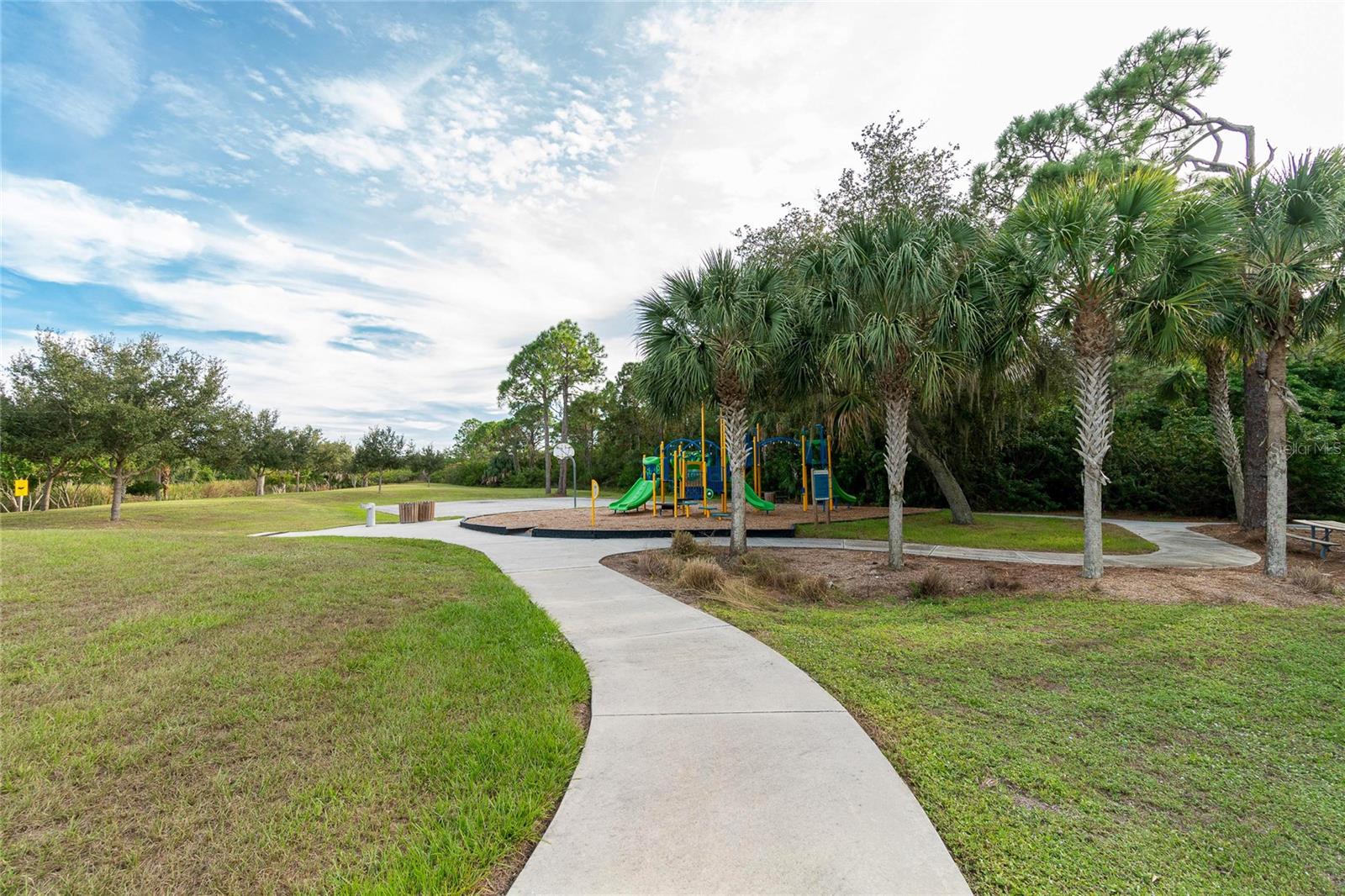 PORT CHARLOTTE SEC 97 01 - Land