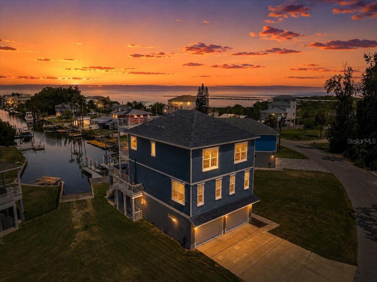 6812 DRIFTWOOD DRIVE
