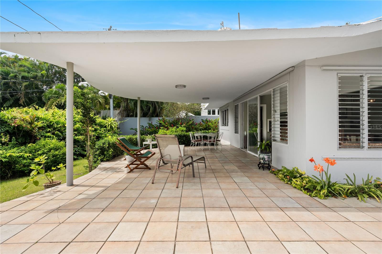 URB. GARDEN HILLS - Residential