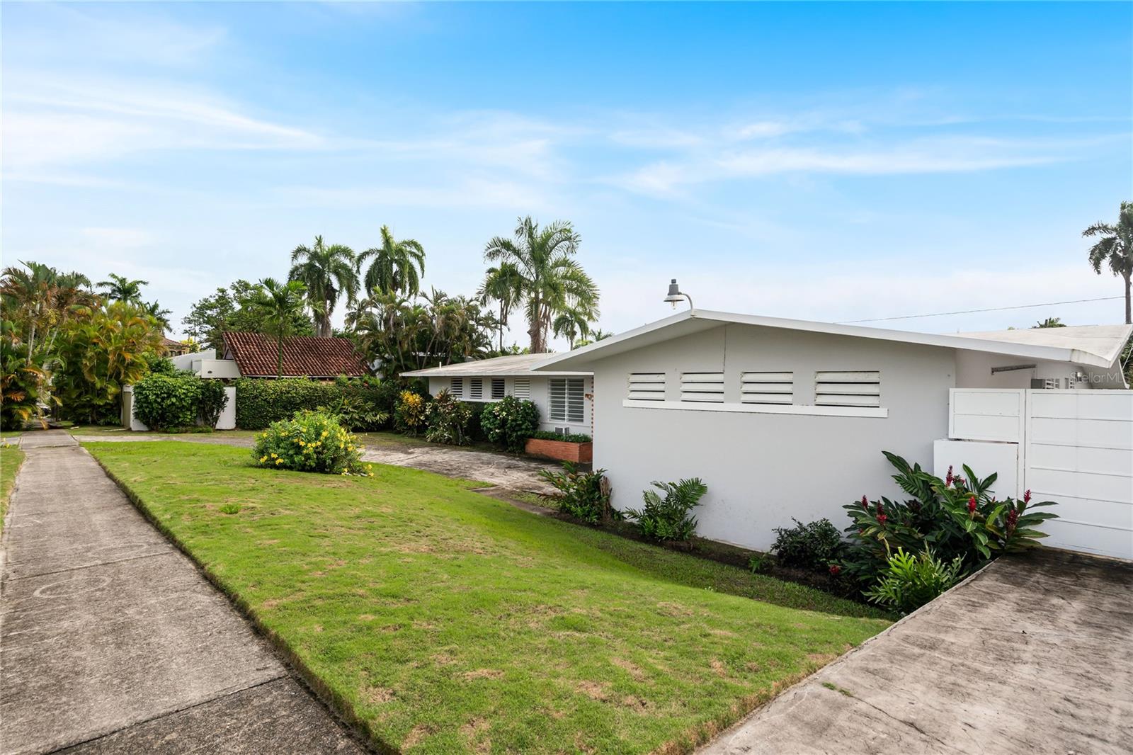 URB. GARDEN HILLS - Residential