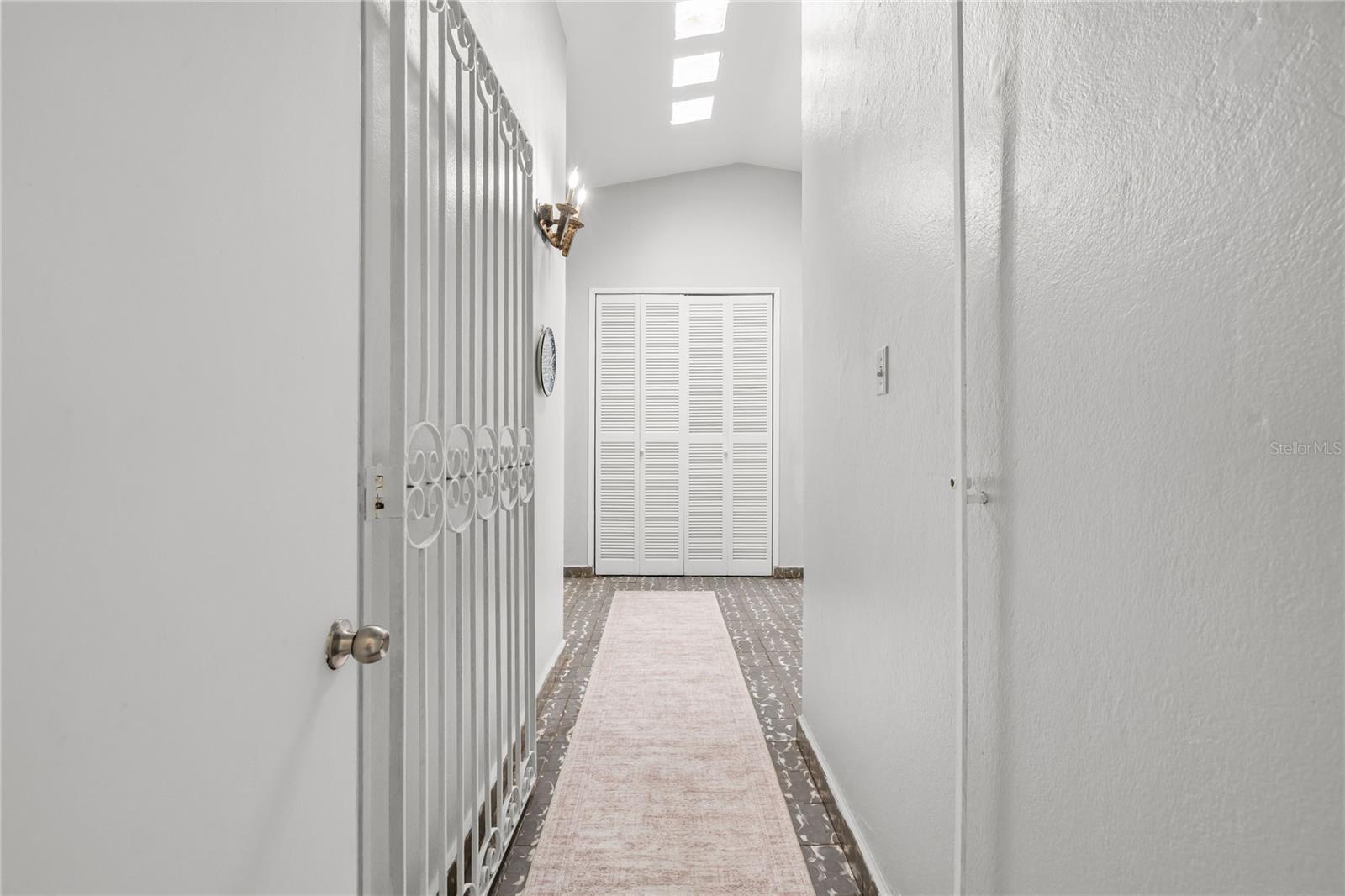 URB. GARDEN HILLS - Residential