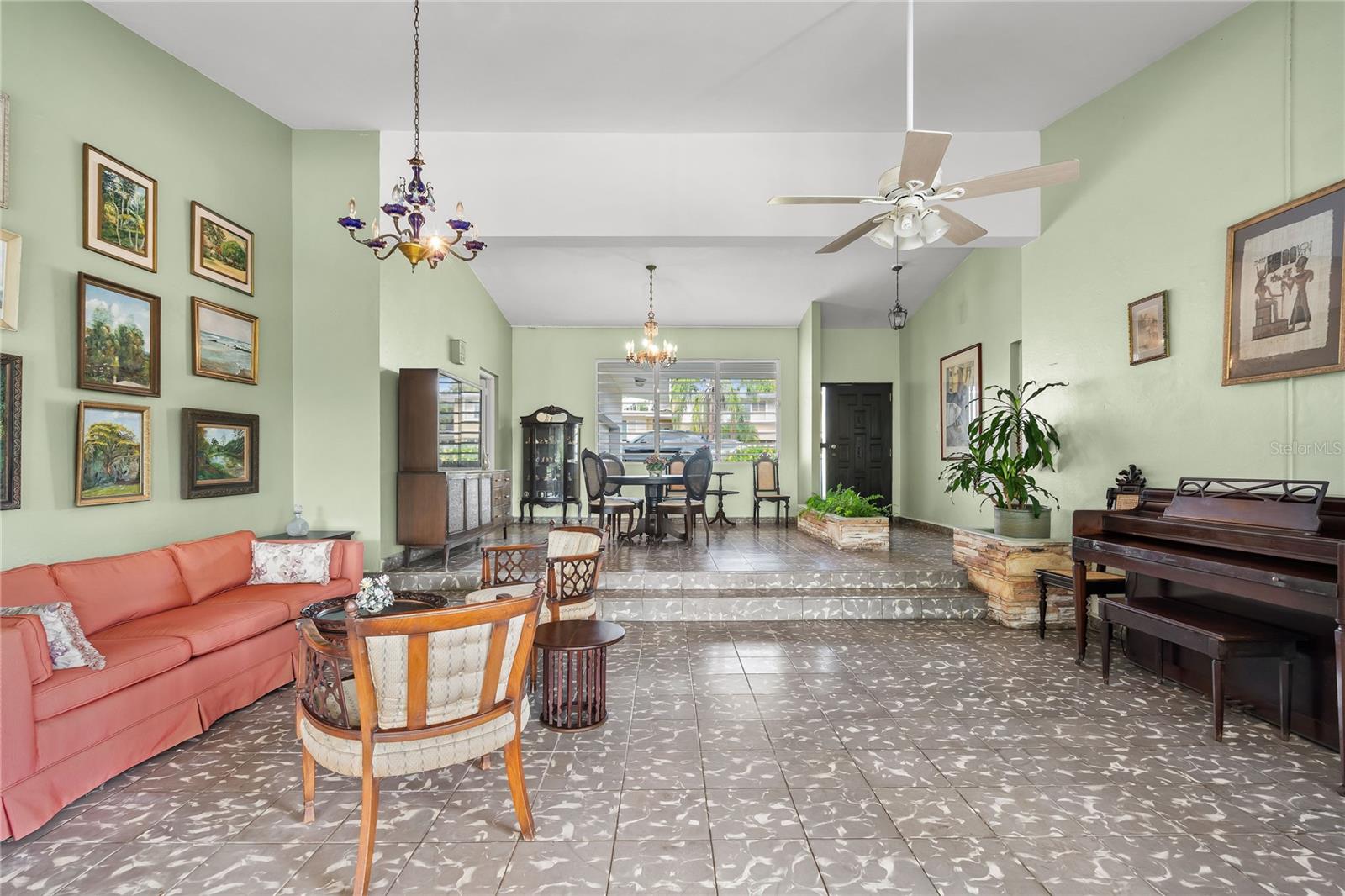 URB. GARDEN HILLS - Residential