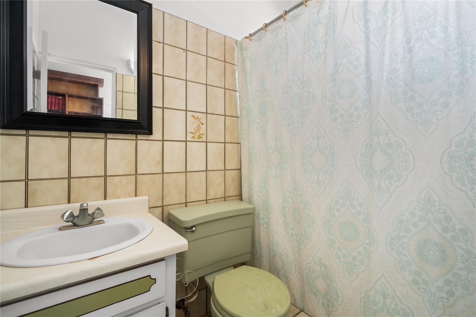 URB. GARDEN HILLS - Residential