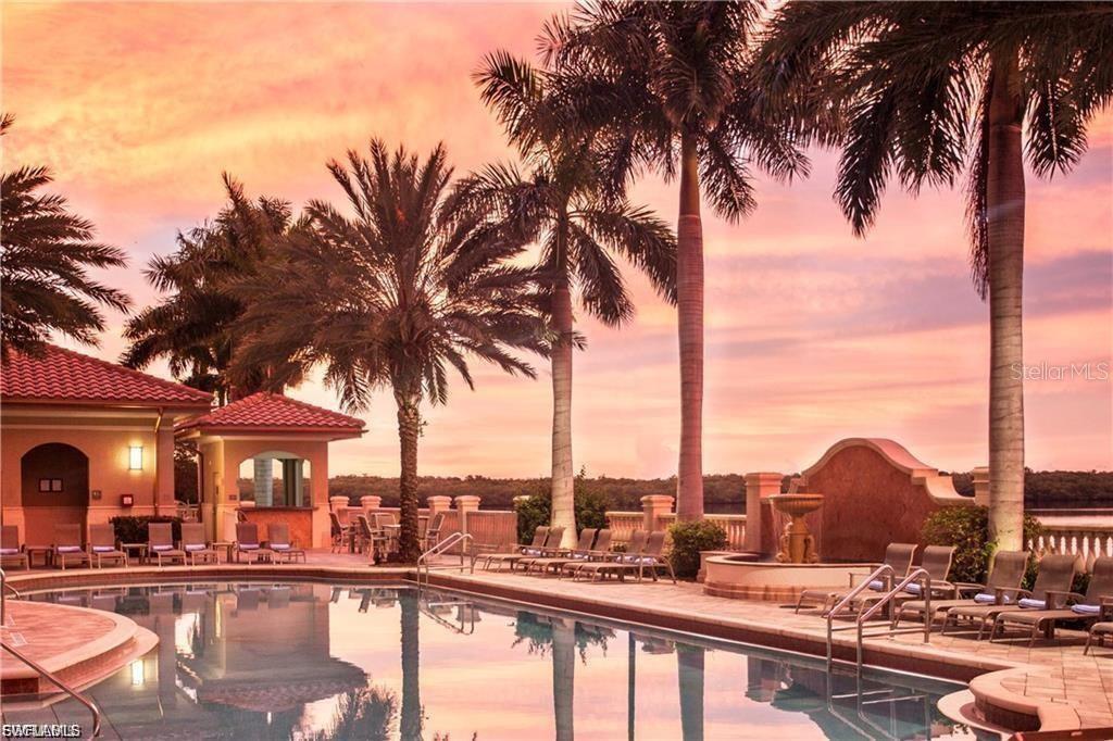 CAPE CORAL - Land
