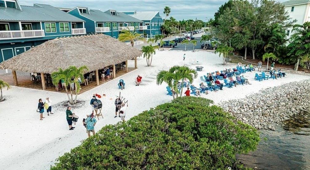 CAPE CORAL - Land