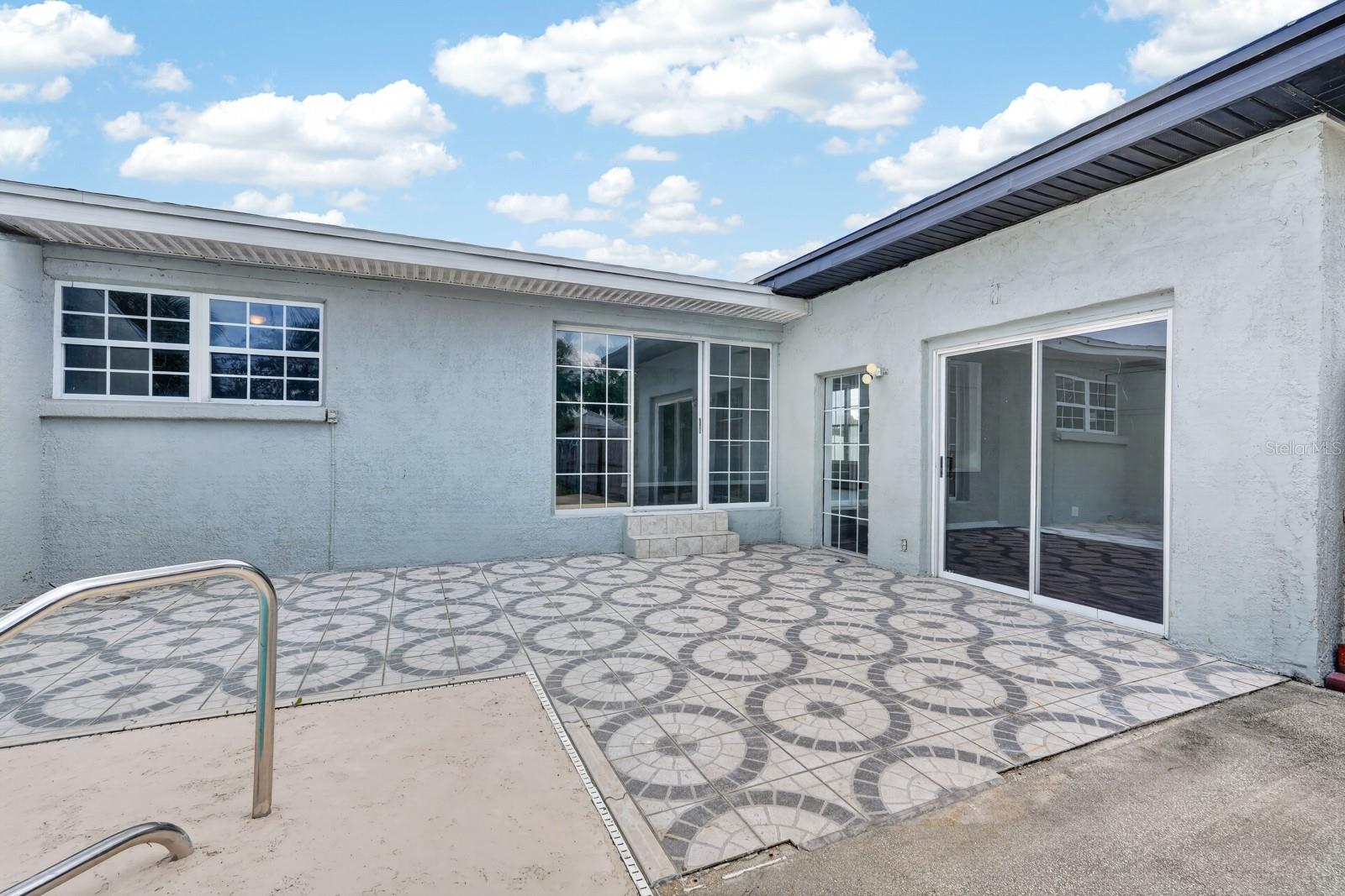 WHANORSHAM UNITS 01 & 02 - Residential