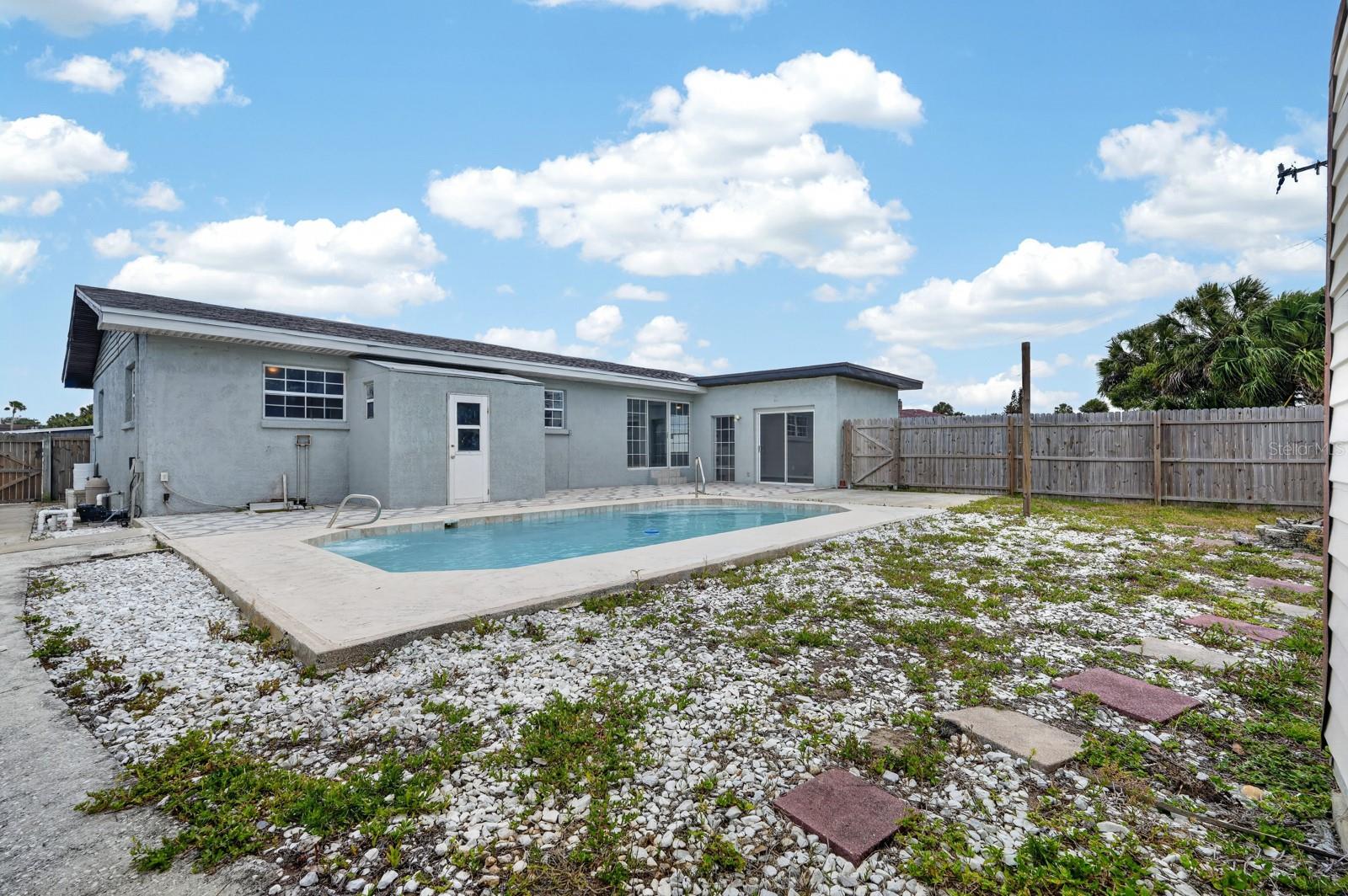WHANORSHAM UNITS 01 & 02 - Residential